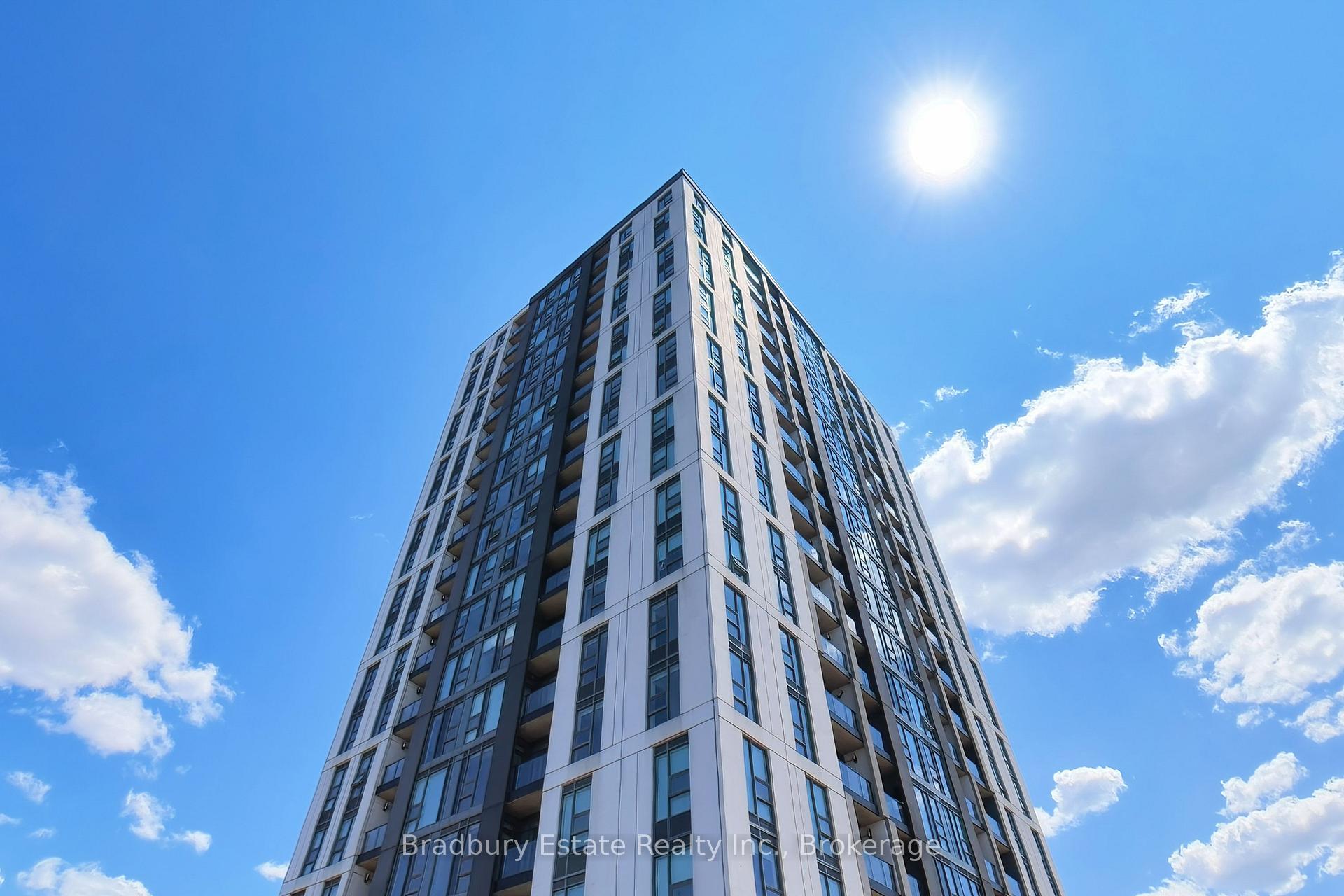 Photo 6 of Unit 1203, 49 Walnut Street S, Hamilton, Corktown — HOMEH