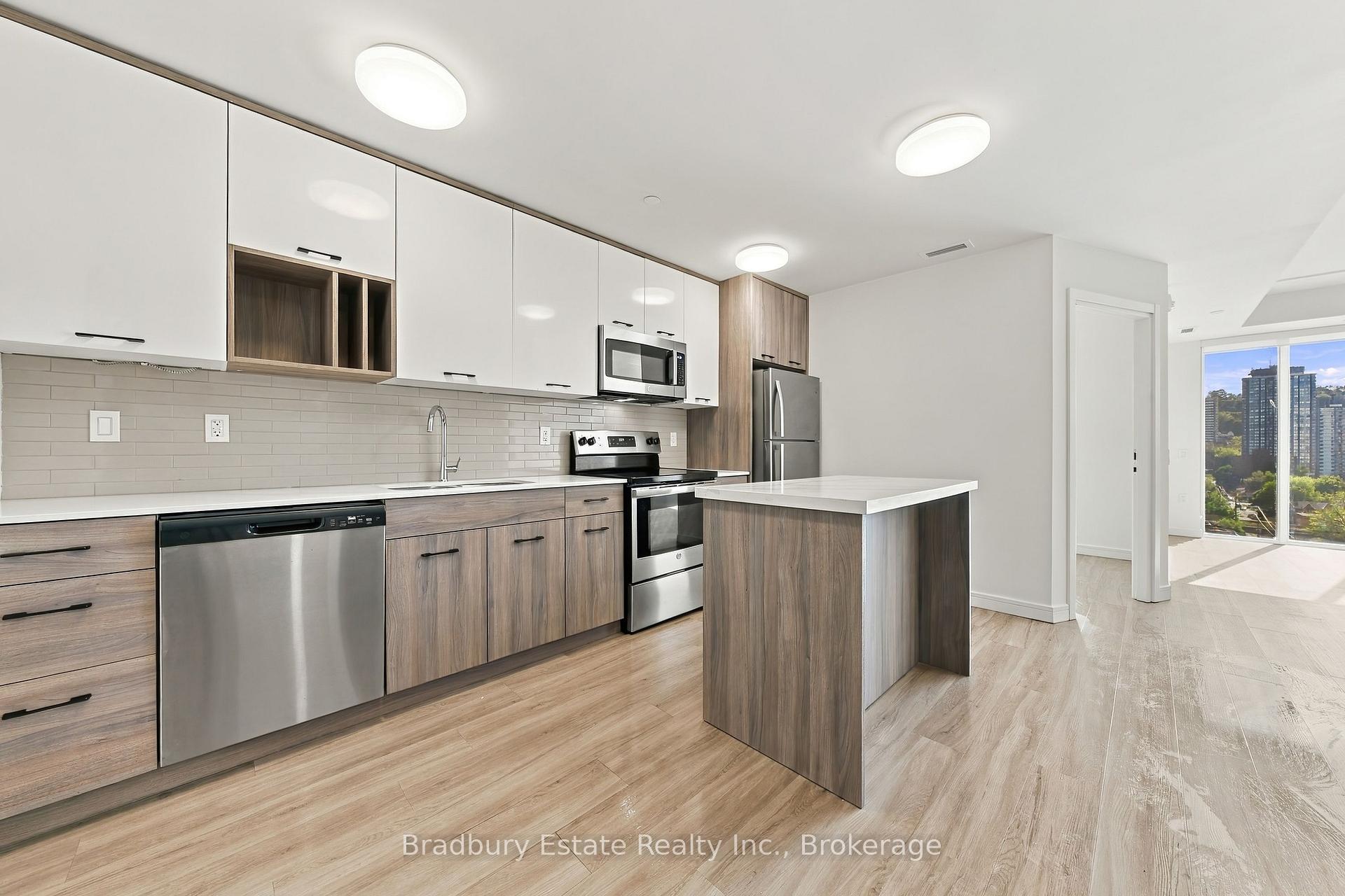 Photo 7 of Unit 1203, 49 Walnut Street S, Hamilton, Corktown — HOMEH