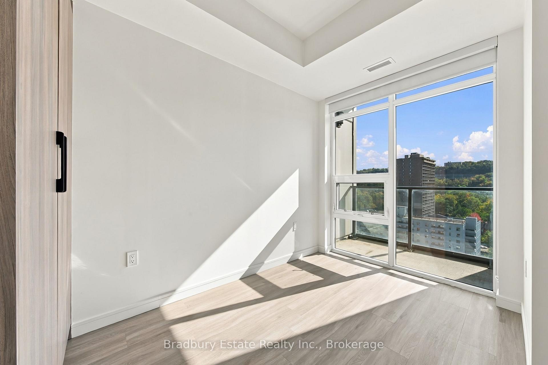 Photo 13 of Unit 1203, 49 Walnut Street S, Hamilton, Corktown — HOMEH
