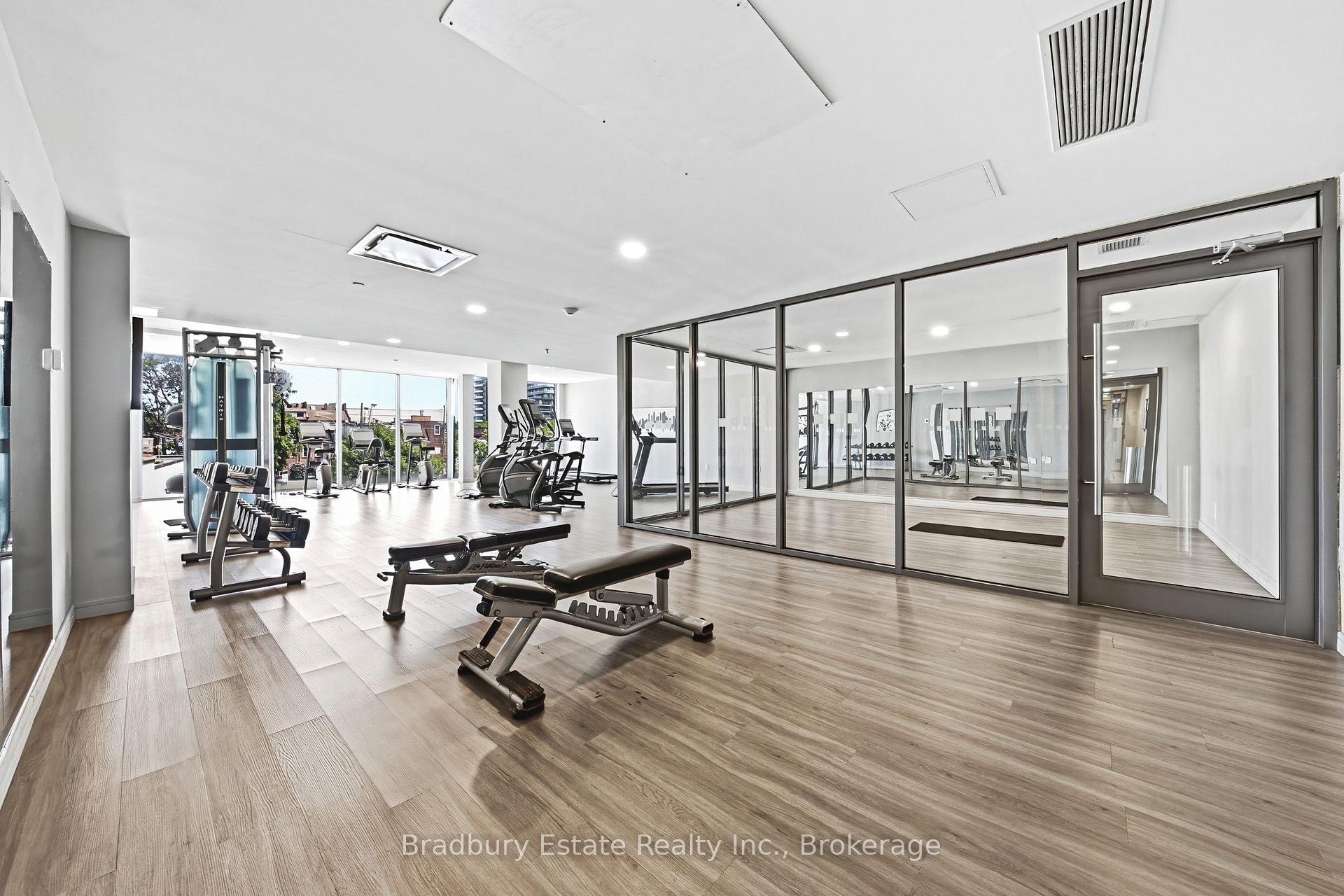Photo 10 of Unit 1205, 49 Walnut Street S, Hamilton, Corktown — HOMEH