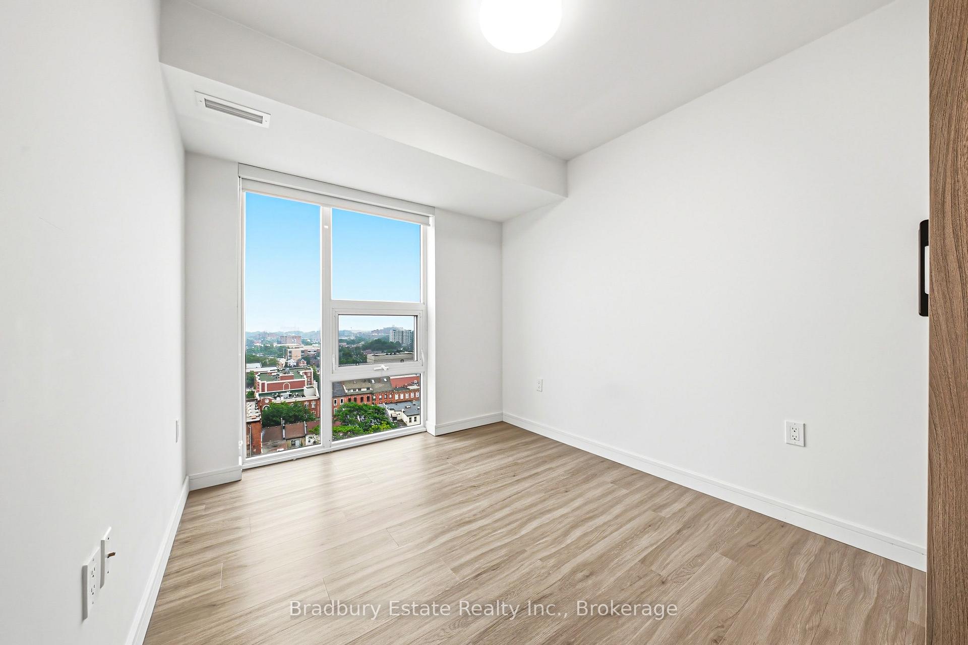 Photo 24 of Unit 1208, 49 Walnut Street S, Hamilton, Corktown — HOMEH