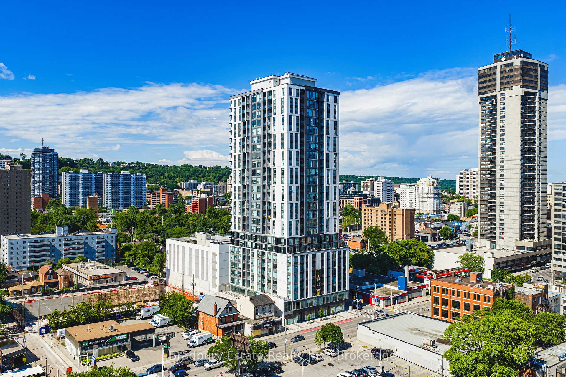 Photo of Unit 1109, 49 Walnut Street S
