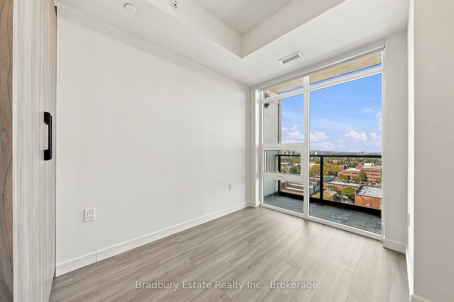 Photo 15 of Unit 1109, 49 Walnut Street S, Hamilton, Corktown — HOMEH