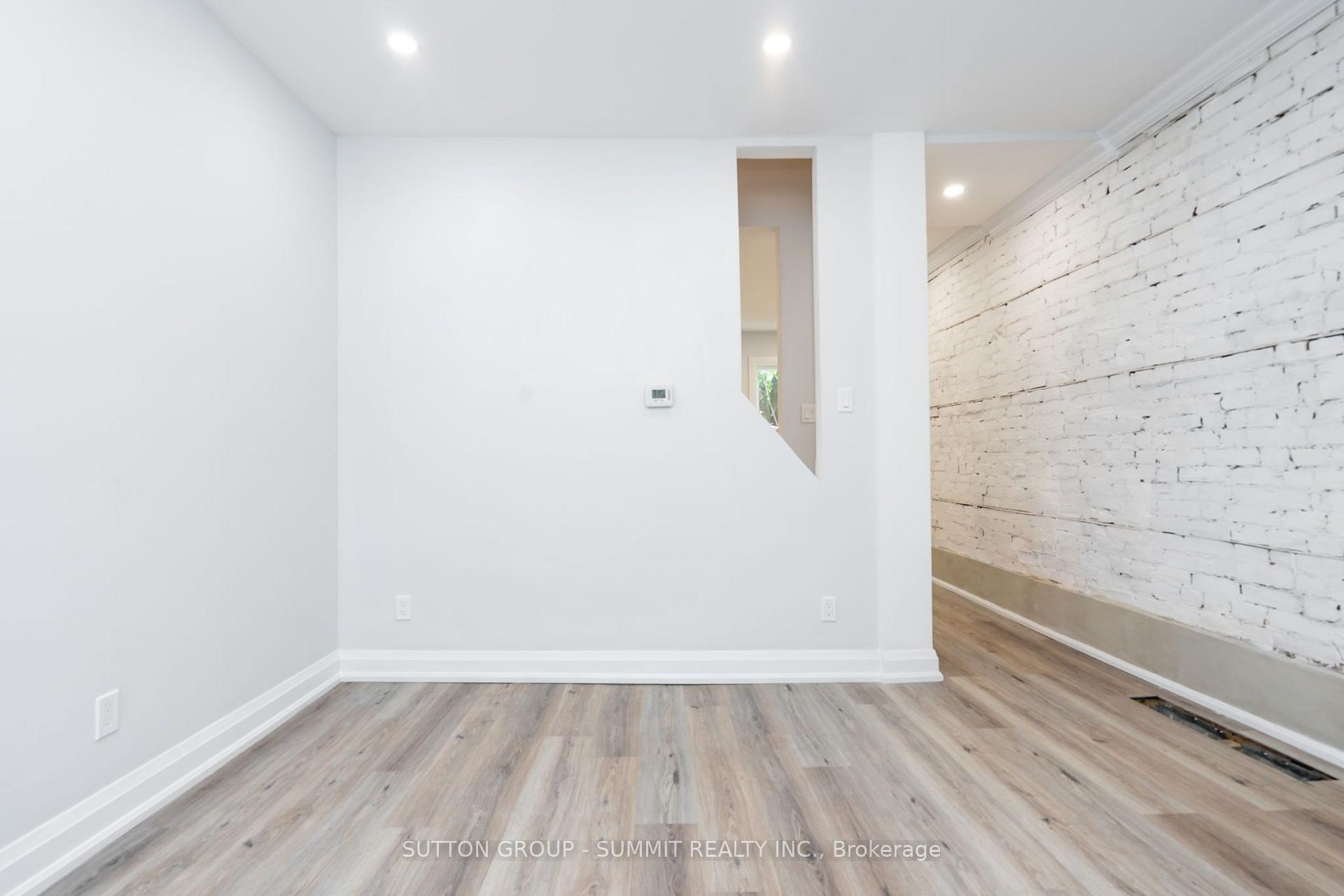 Photo 6 of 100 Rosethorn Avenue, Toronto, Weston-Pellam Park — HOMEH