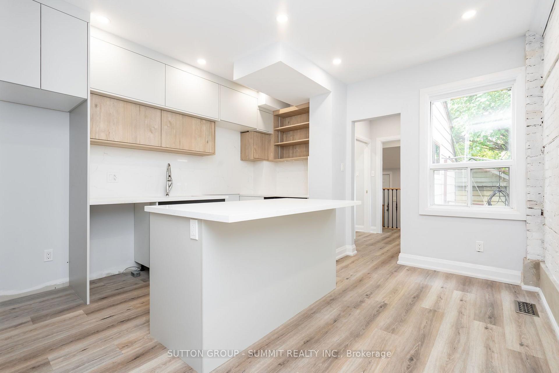 Photo 7 of 100 Rosethorn Avenue, Toronto, Weston-Pellam Park — HOMEH