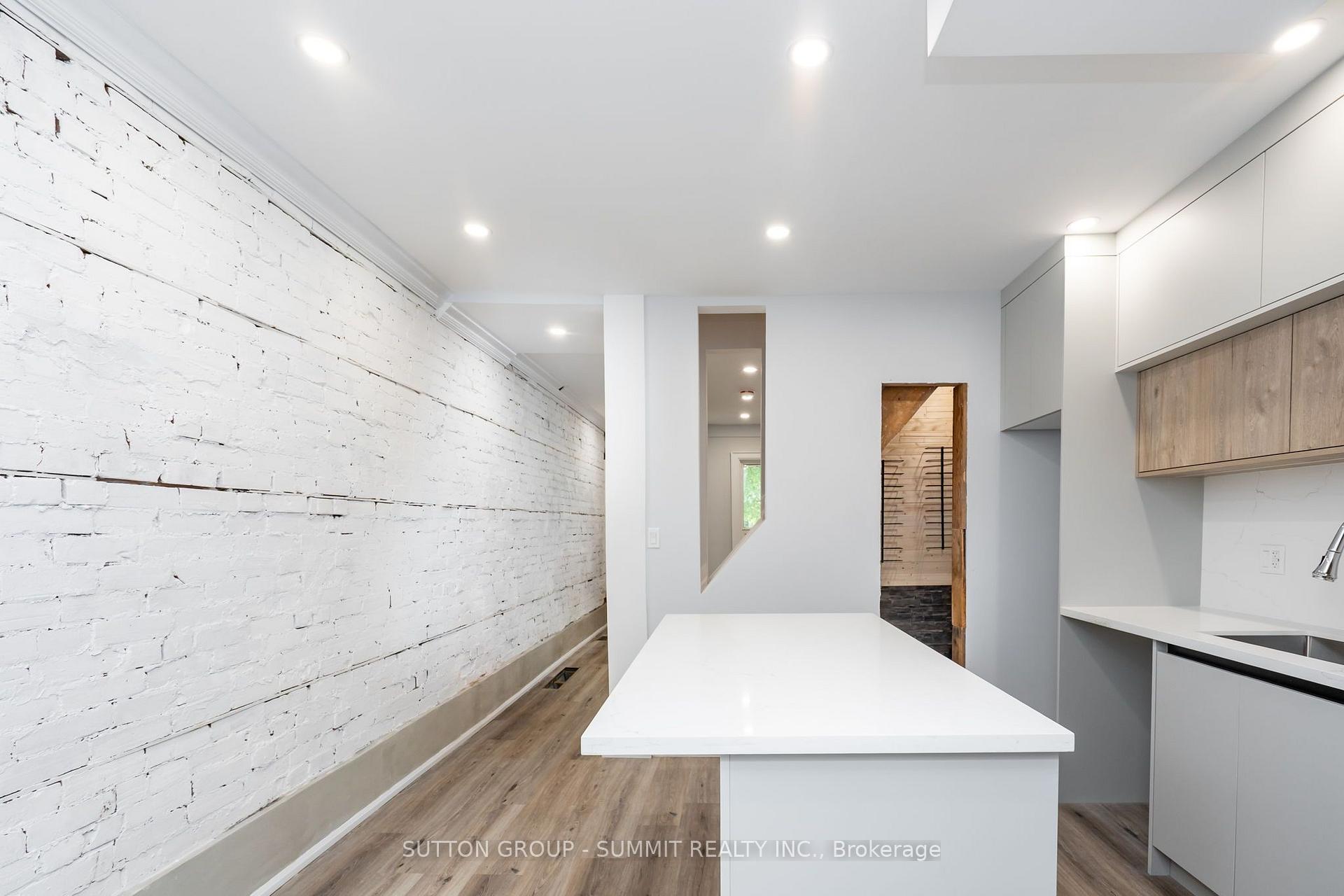 Photo 11 of 100 Rosethorn Avenue, Toronto, Weston-Pellam Park — HOMEH