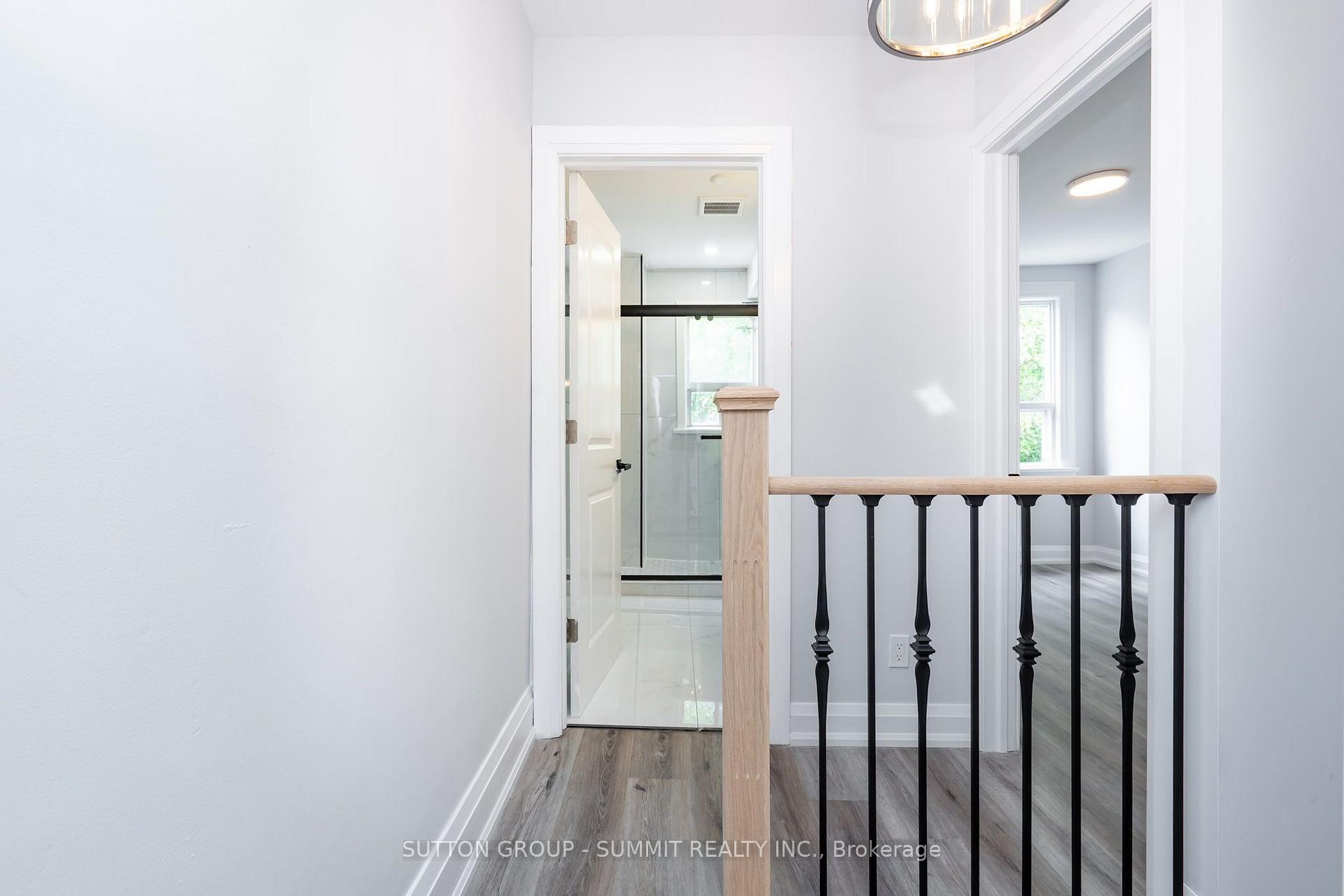 Photo 18 of 100 Rosethorn Avenue, Toronto, Weston-Pellam Park — HOMEH