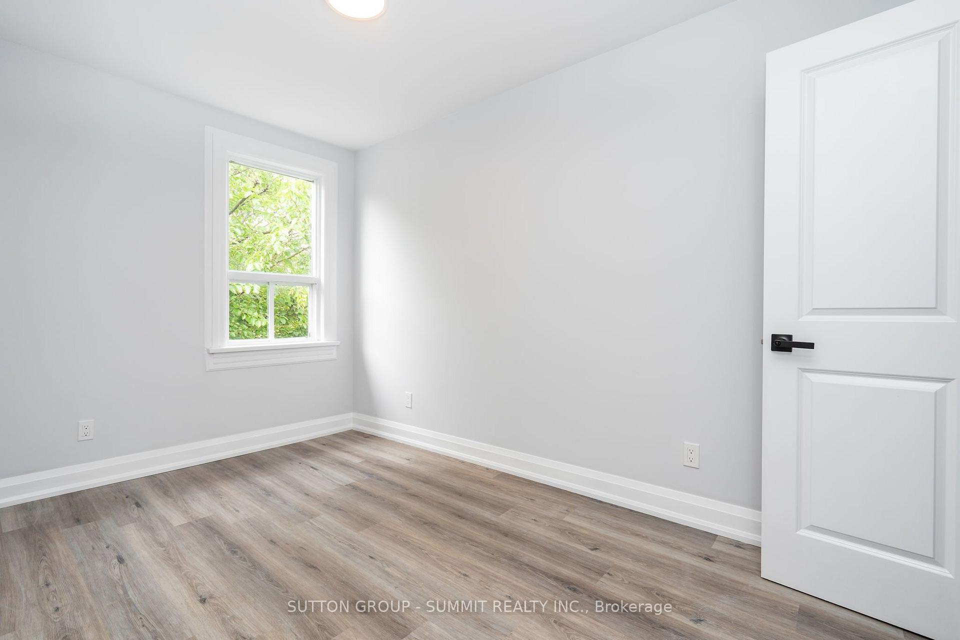 Photo 20 of 100 Rosethorn Avenue, Toronto, Weston-Pellam Park — HOMEH
