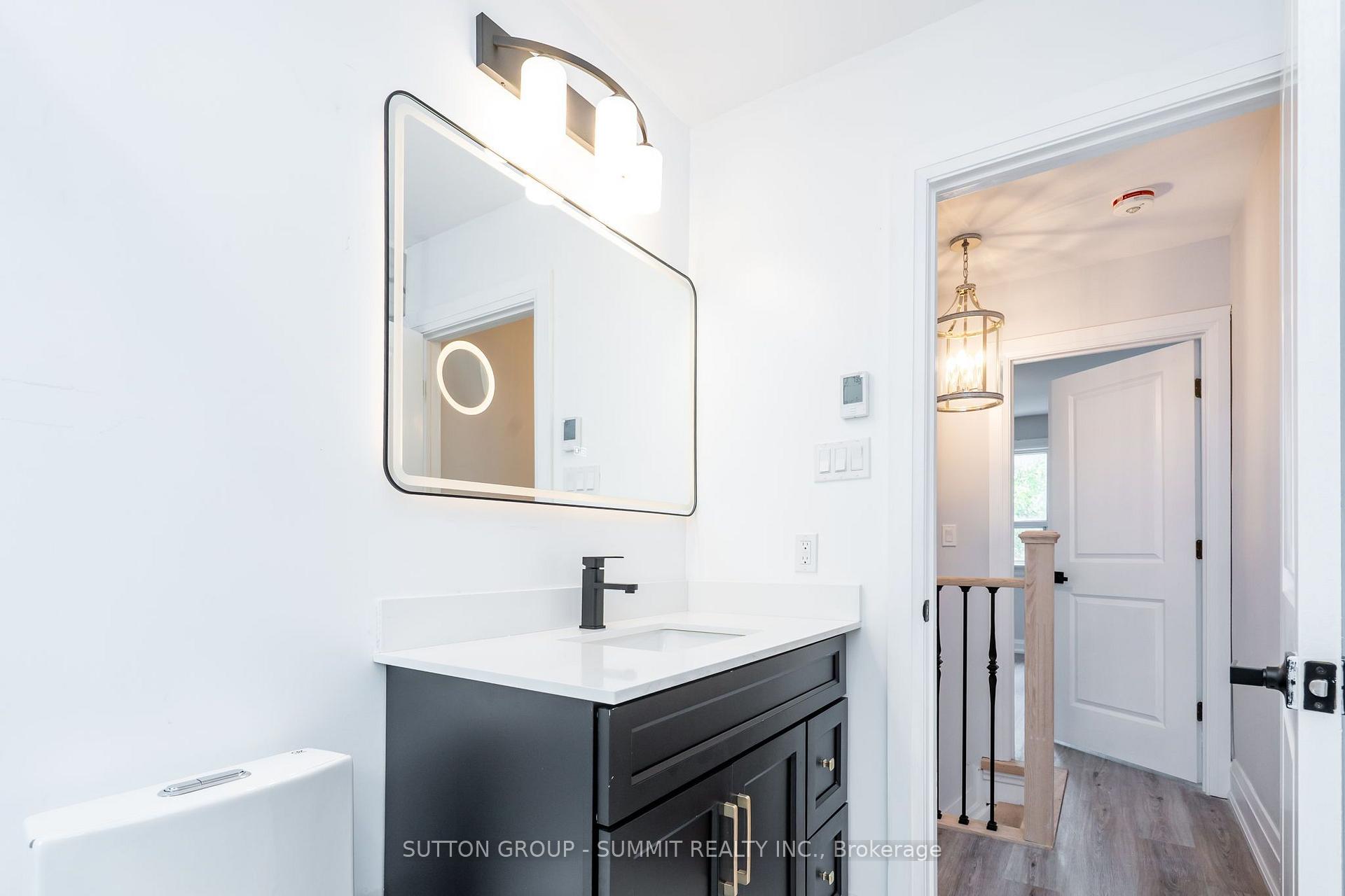 Photo 26 of 100 Rosethorn Avenue, Toronto, Weston-Pellam Park — HOMEH
