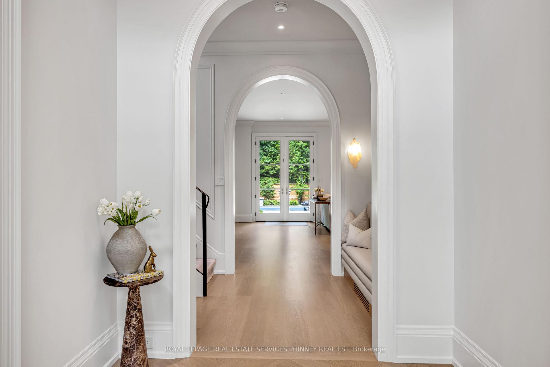 Photo 3 of 343 Douglas Avenue, Oakville, Old Oakville — HOMEH