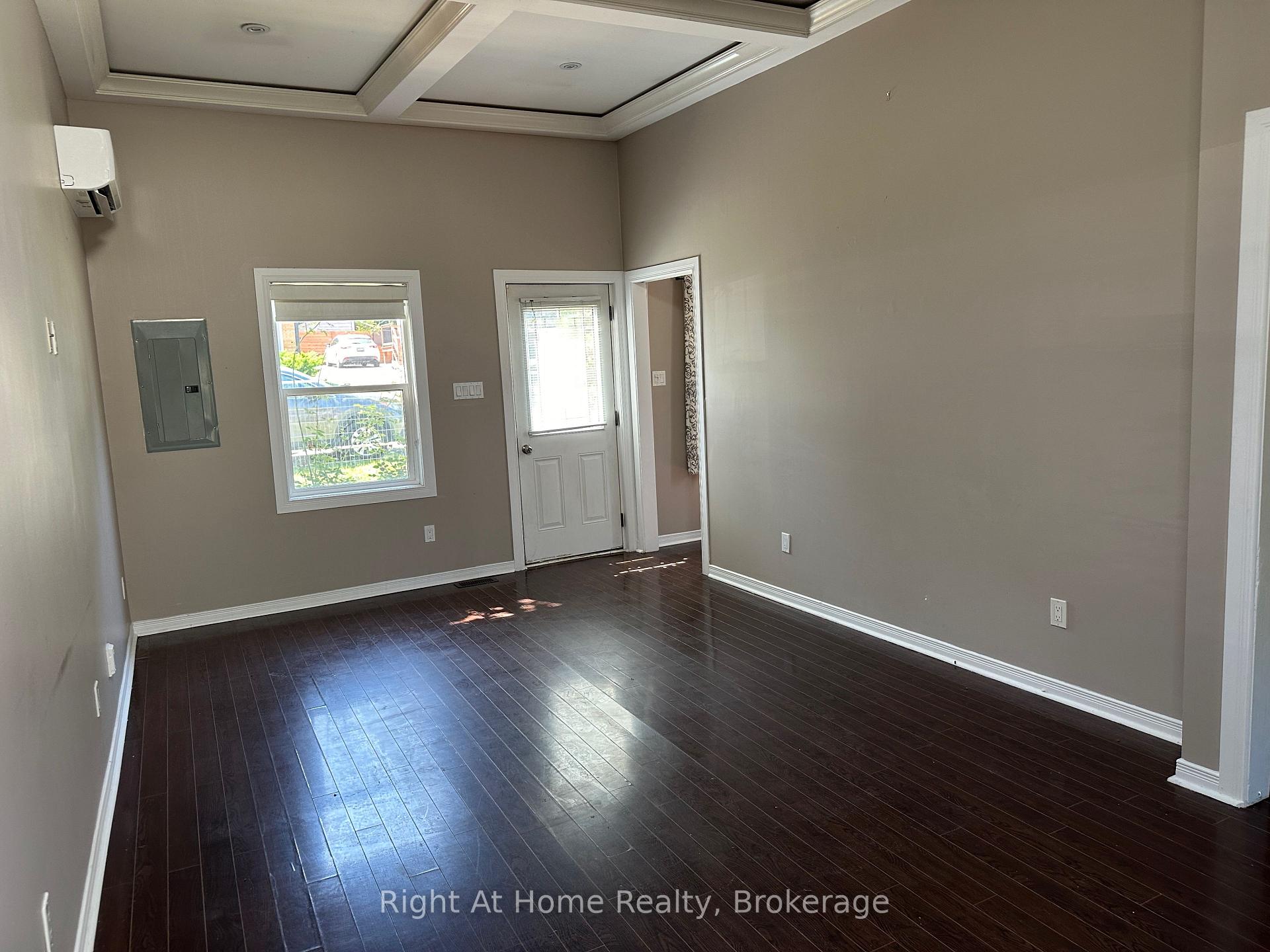 Photo 5 of Unit Unit B, 1119 King Street, Whitby, Downtown Whitby — HOMEH