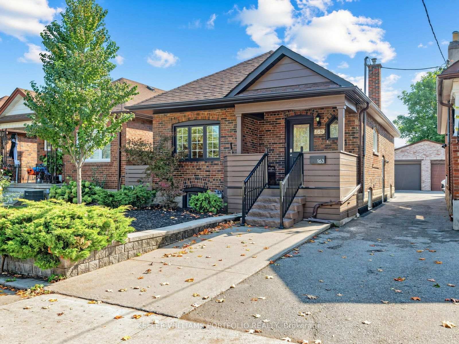 Photo 2 of 163 Lambton Avenue, Toronto, Rockcliffe-Smythe — HOMEH