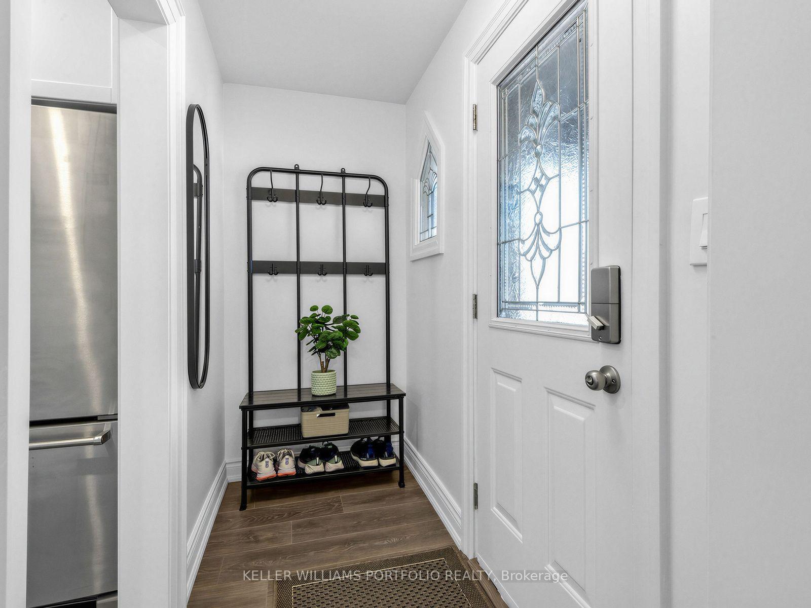 Photo 4 of 163 Lambton Avenue, Toronto, Rockcliffe-Smythe — HOMEH