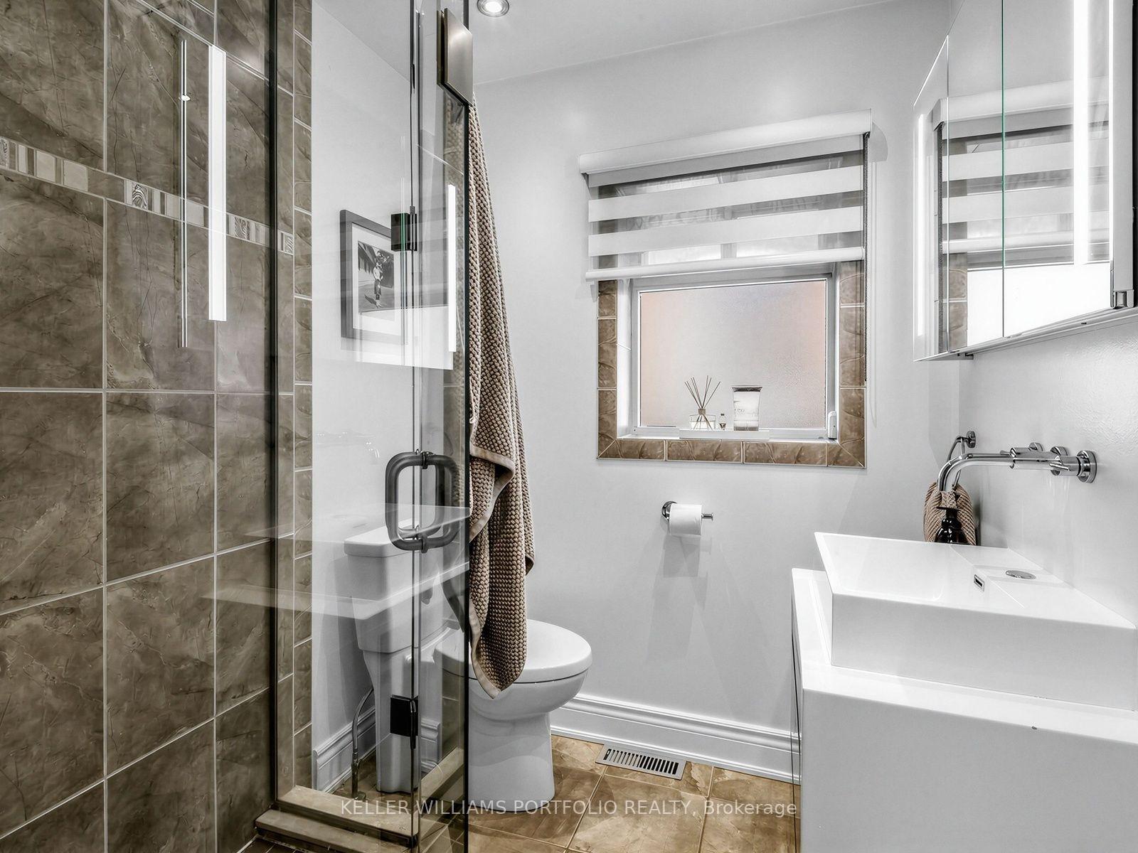 Photo 17 of 163 Lambton Avenue, Toronto, Rockcliffe-Smythe — HOMEH