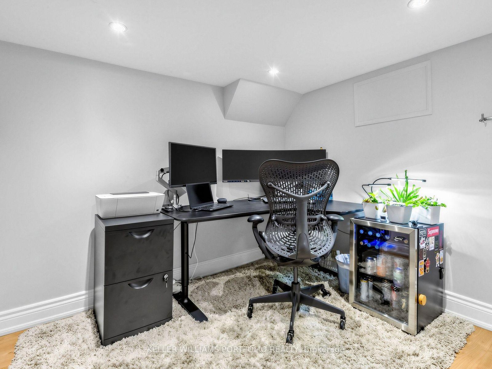 Photo 25 of 163 Lambton Avenue, Toronto, Rockcliffe-Smythe — HOMEH