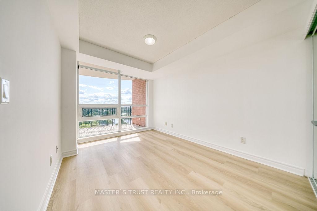 Photo 6 of Unit 810, 2365 Central Park Drive, Oakville, River Oaks — HOMEH