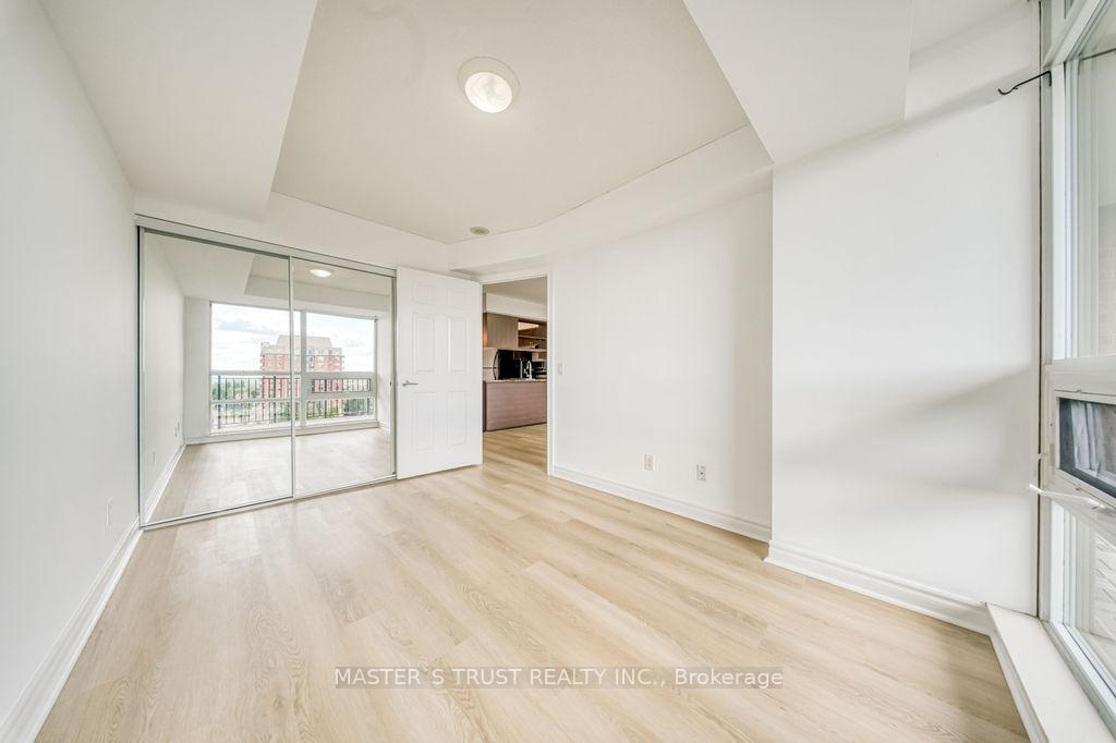 Photo 7 of Unit 810, 2365 Central Park Drive, Oakville, River Oaks — HOMEH