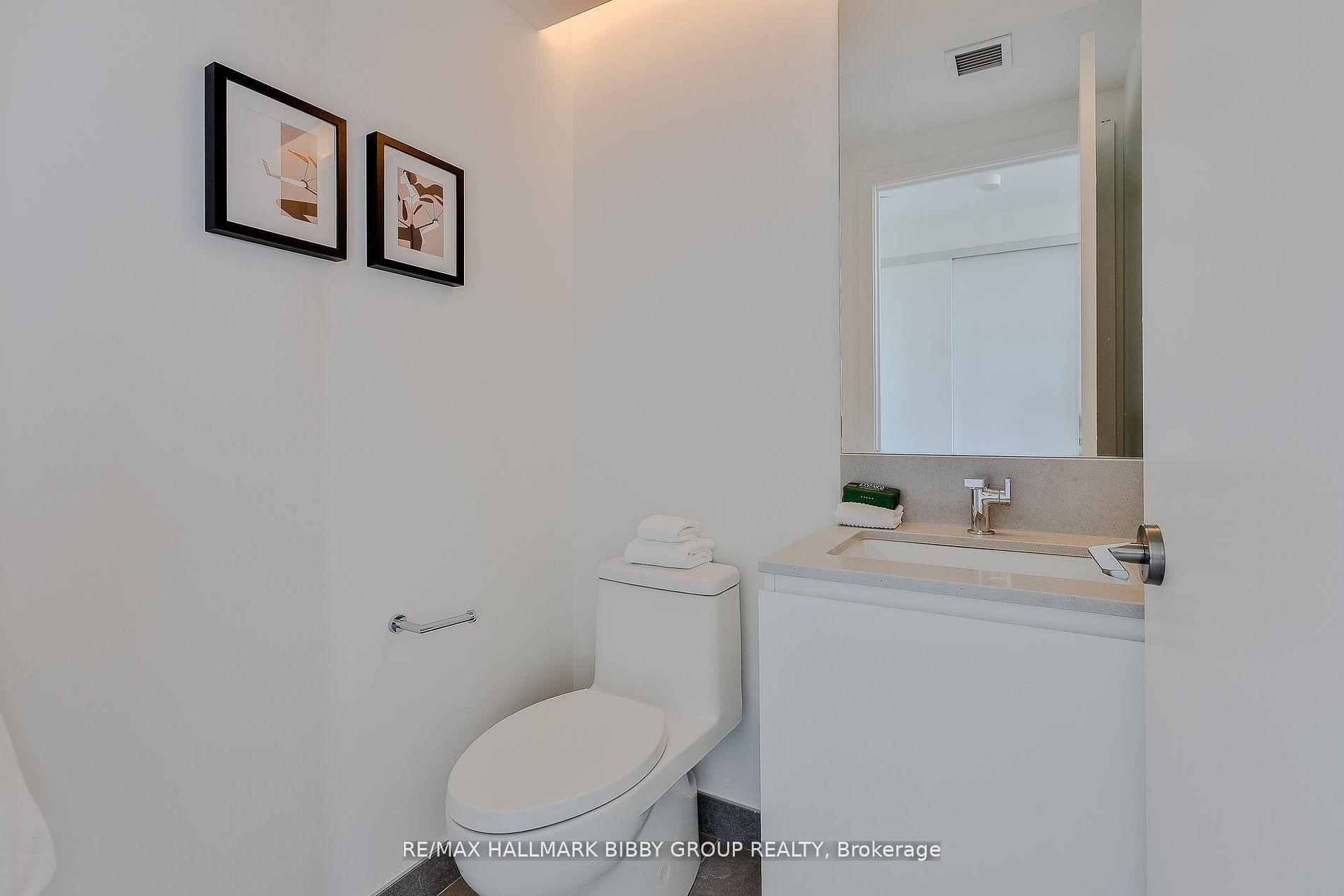 Photo 16 of Unit 702, 1414 Bayview Avenue, Toronto, Mount Pleasant East — HOMEH