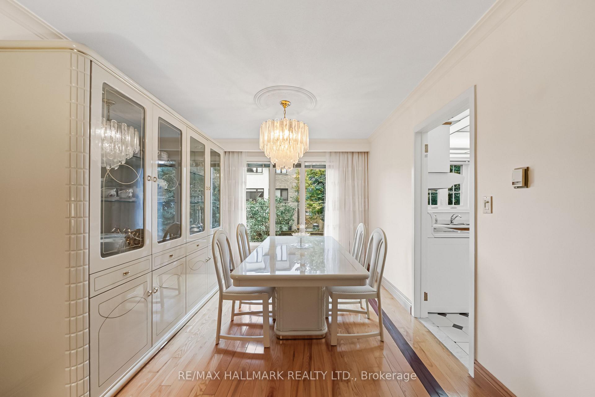 Photo 9 of 53 Tobruk Crescent, North York, Newtonbrook East — HOMEH