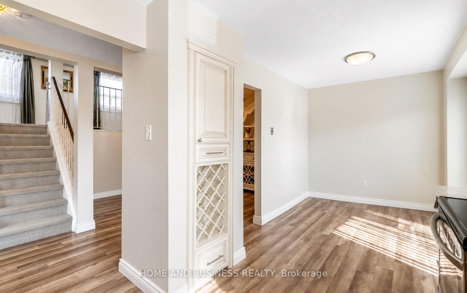 Photo 7 of Unit 64, 6040 Montevideo Road, Mississauga, Meadowvale — HOMEH