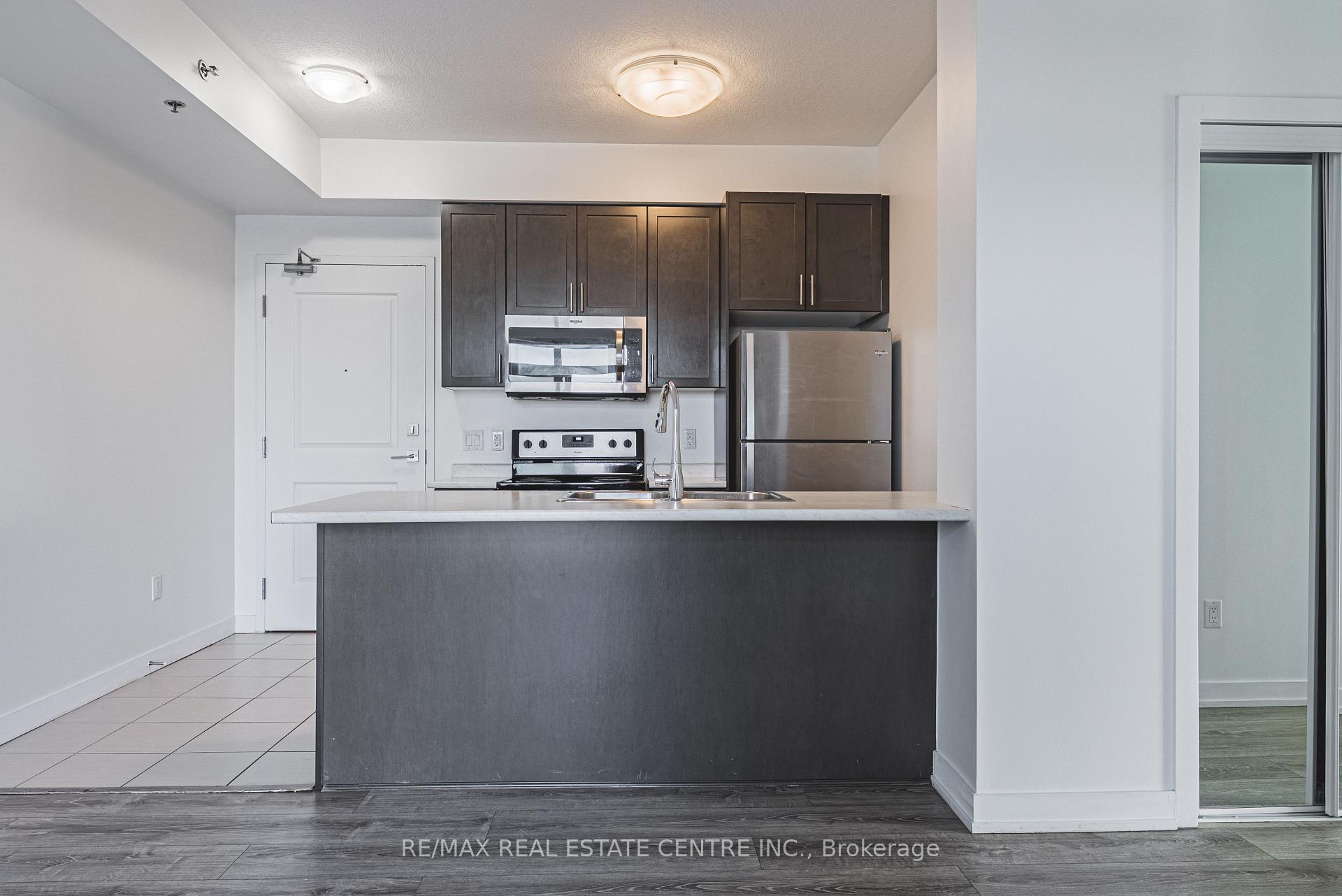 Photo 9 of Unit 706, 2486 Old Bronte Road, Oakville, Westmount — HOMEH
