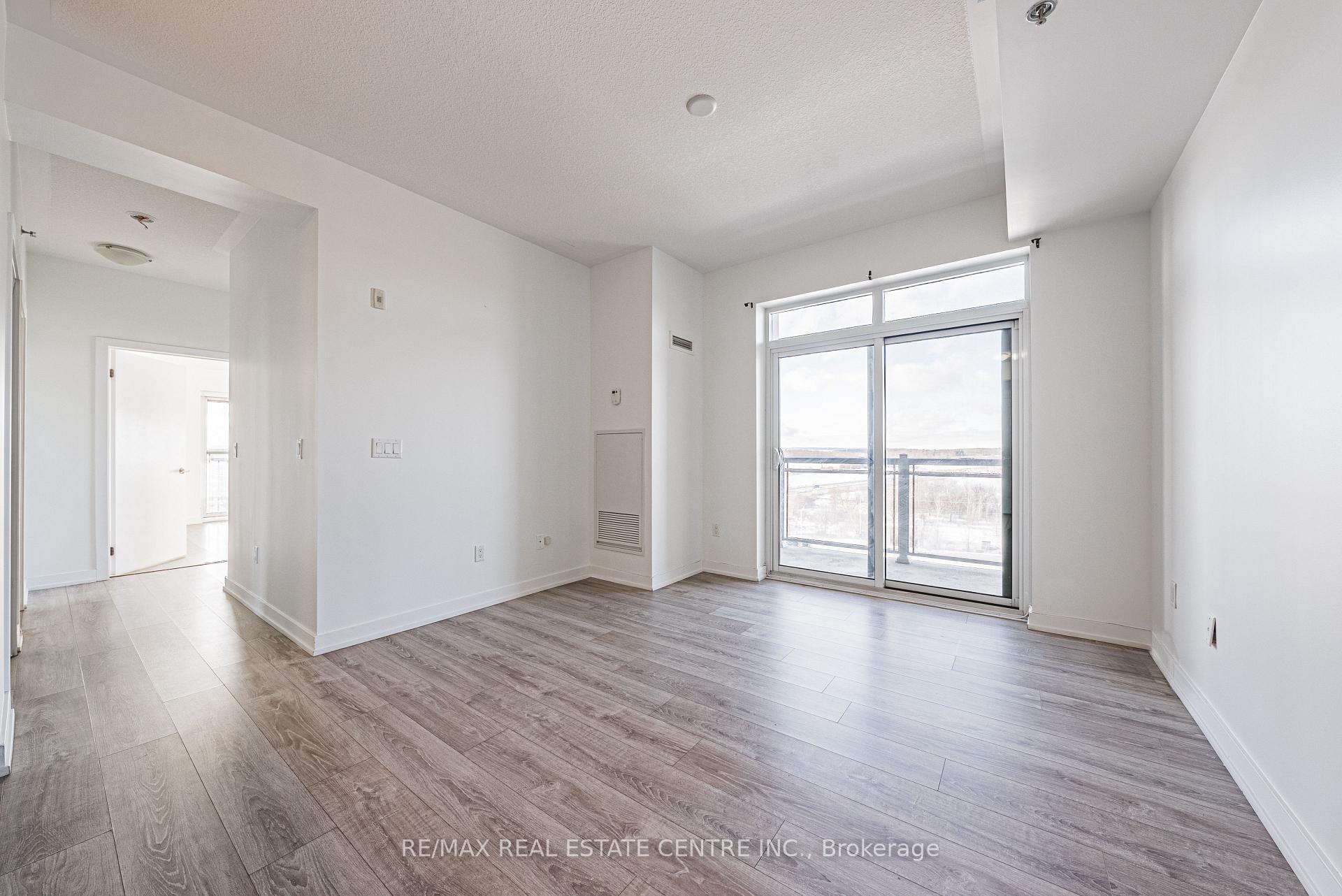 Photo 10 of Unit 706, 2486 Old Bronte Road, Oakville, Westmount — HOMEH