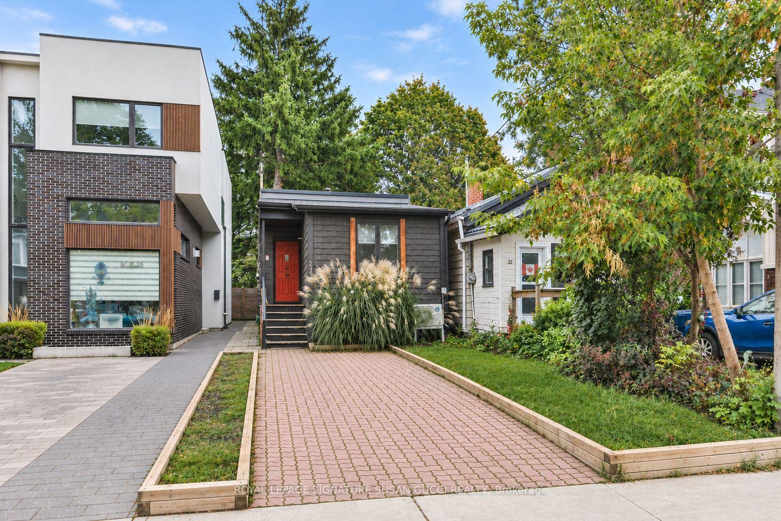 Photo 1 of 233 Cedarvale Avenue, Toronto, Woodbine-Lumsden — HOMEH