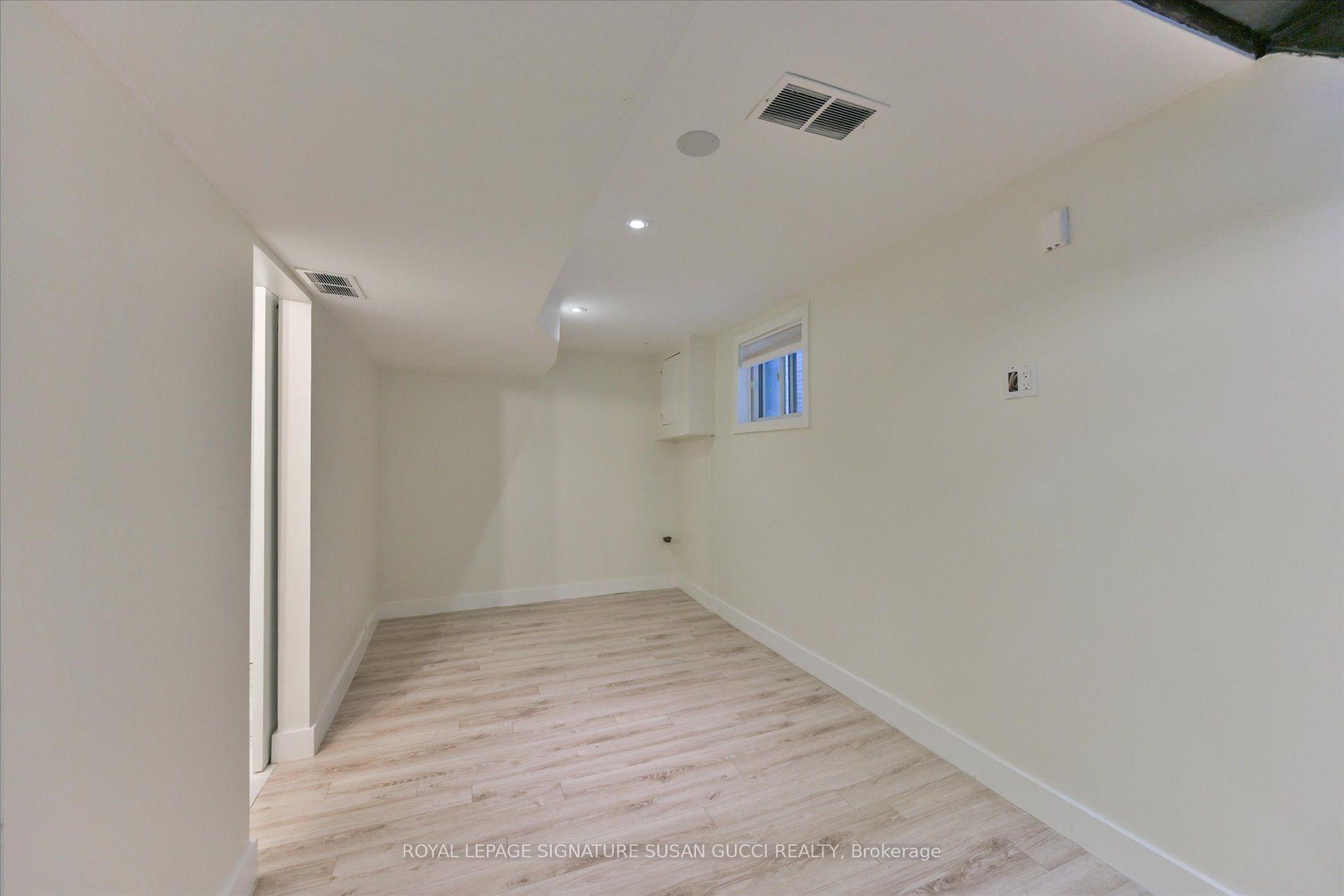 Photo 27 of 233 Cedarvale Avenue, Toronto, Woodbine-Lumsden — HOMEH