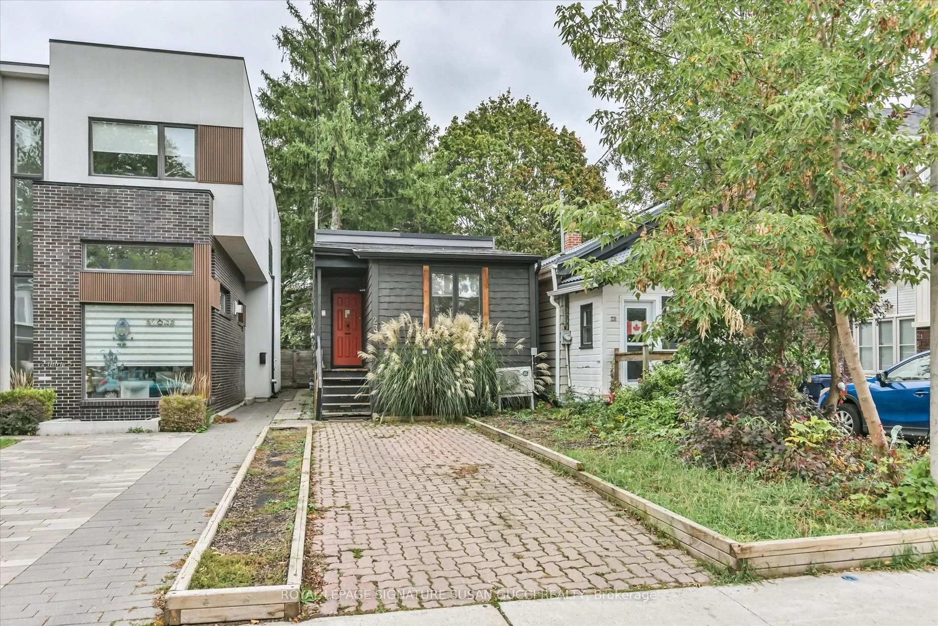Photo 6 of 233 Cedarvale Avenue, Toronto, Woodbine-Lumsden — HOMEH