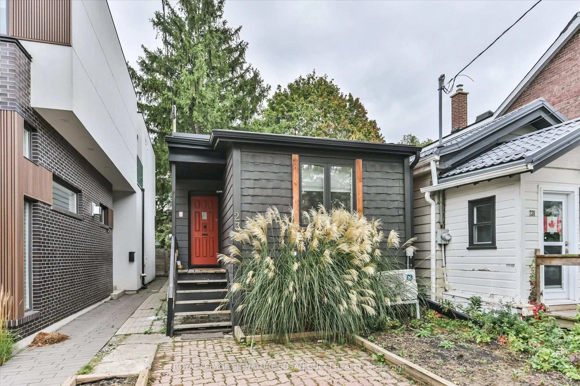 Photo 7 of 233 Cedarvale Avenue, Toronto, Woodbine-Lumsden — HOMEH
