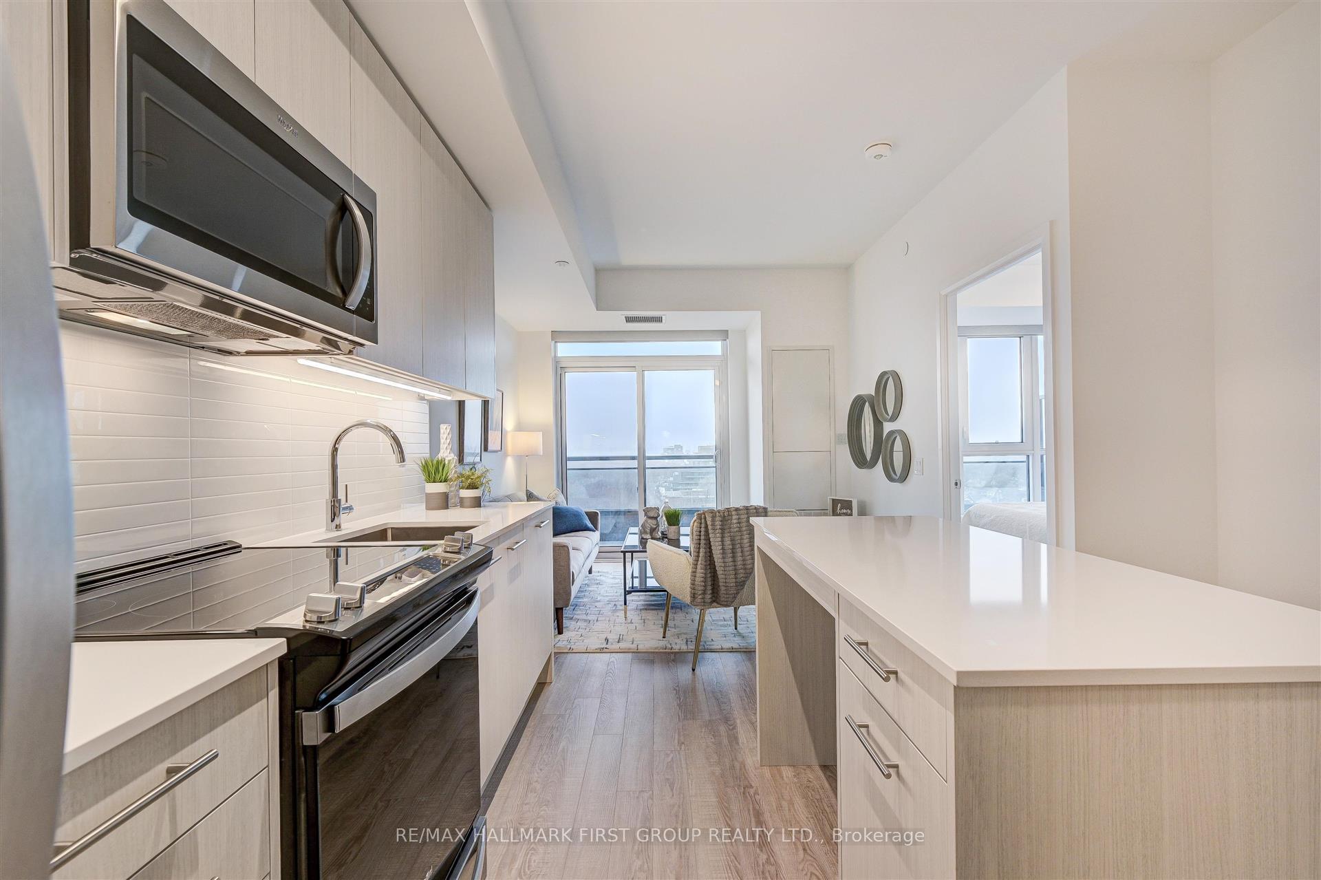 Photo 4 of Unit 1017, 286 Main Street, Toronto, East End-Danforth — HOMEH