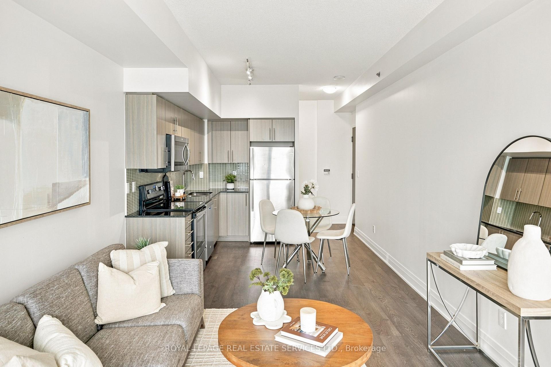 Photo 7 of 55 Speers Road, Oakville, Central — HOMEH