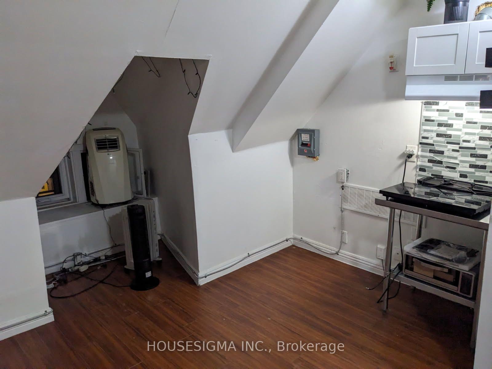 Photo 19 of 888 Dundas Street E, Toronto, South Riverdale — HOMEH
