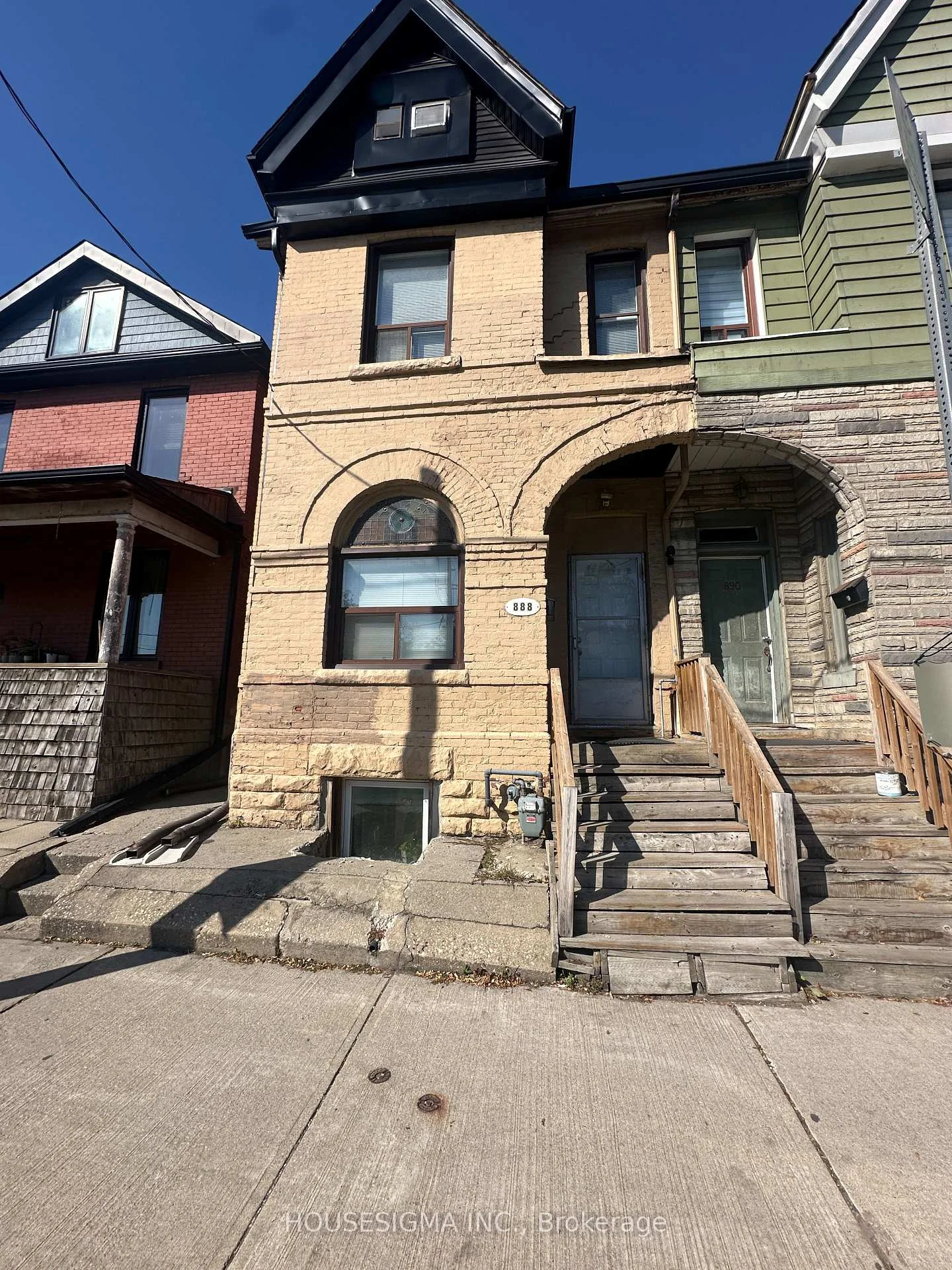 Photo 18 of 888 Dundas Street E, Toronto, South Riverdale — HOMEH