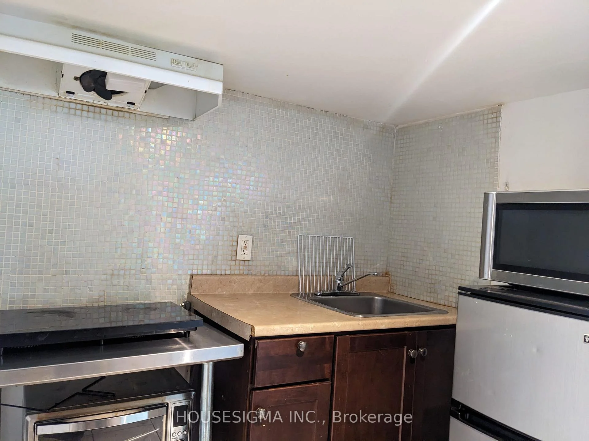 Photo 22 of 888 Dundas Street E, Toronto, South Riverdale — HOMEH