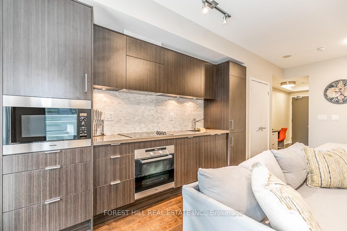 Photo 13 of Unit 1003, 21 Widmer Street, Toronto, Waterfront Communities — HOMEH