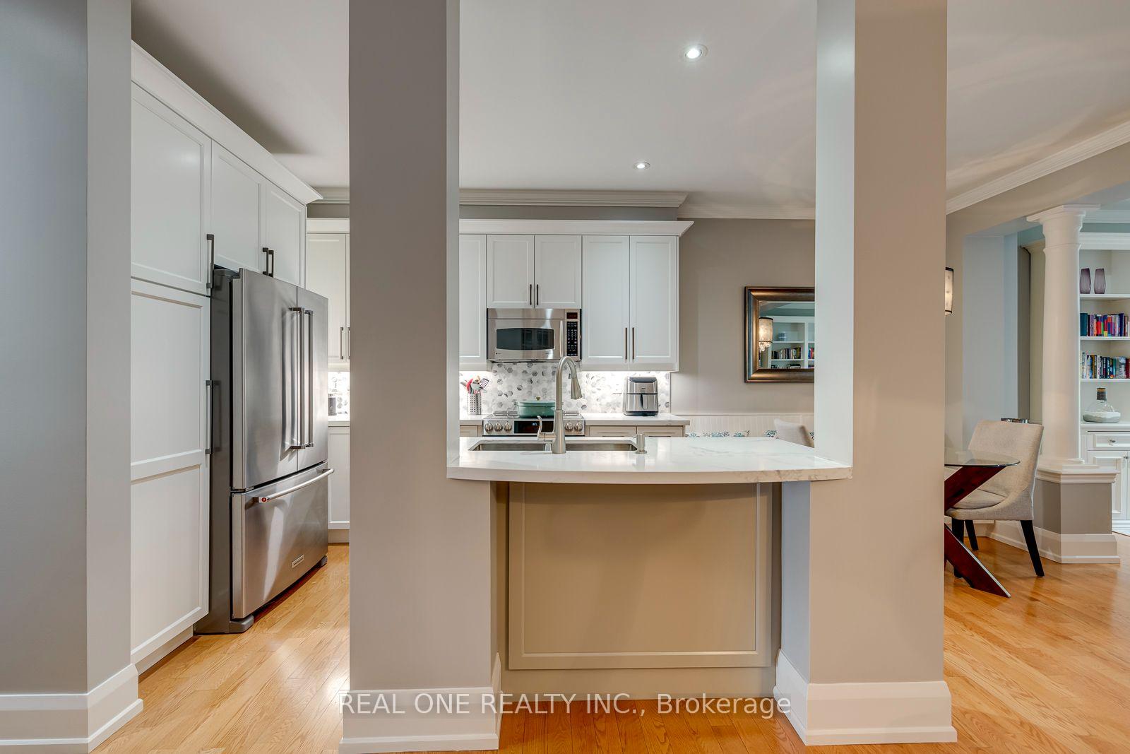 Photo 9 of Unit 6, 2254 Rockingham Drive, Oakville, Joshua Creek — HOMEH