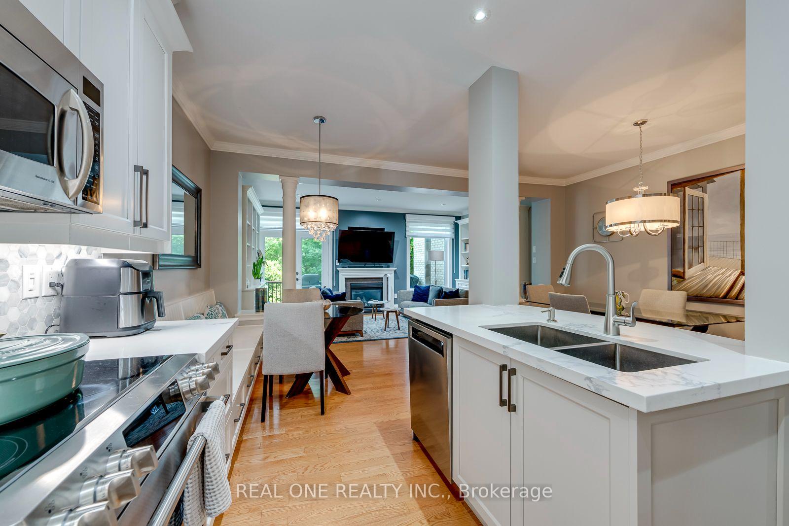 Photo 12 of Unit 6, 2254 Rockingham Drive, Oakville, Joshua Creek — HOMEH