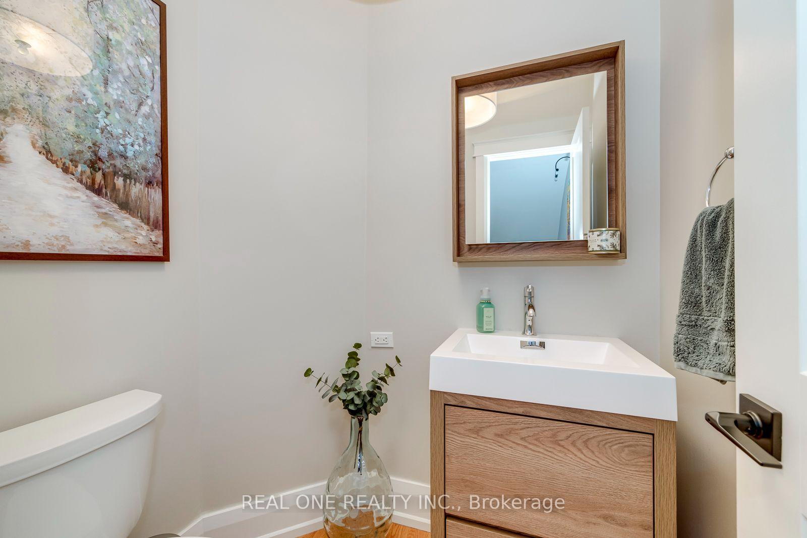Photo 23 of Unit 6, 2254 Rockingham Drive, Oakville, Joshua Creek — HOMEH