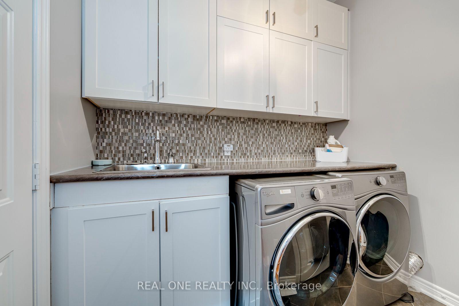 Photo 24 of Unit 6, 2254 Rockingham Drive, Oakville, Joshua Creek — HOMEH