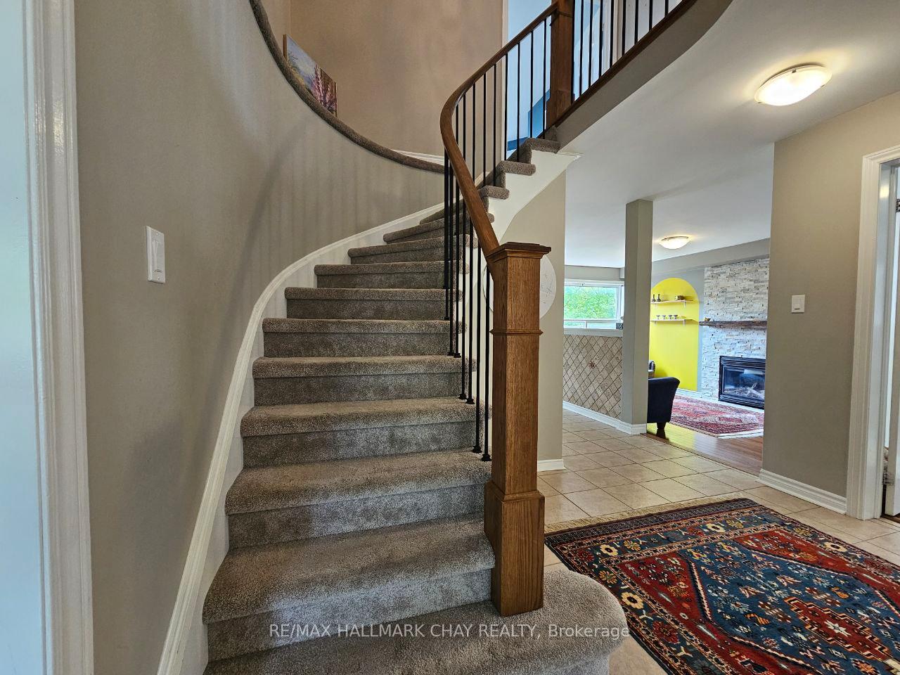 Photo 25 of 53 Livia Herman Way, Barrie, East Bayfield — HOMEH