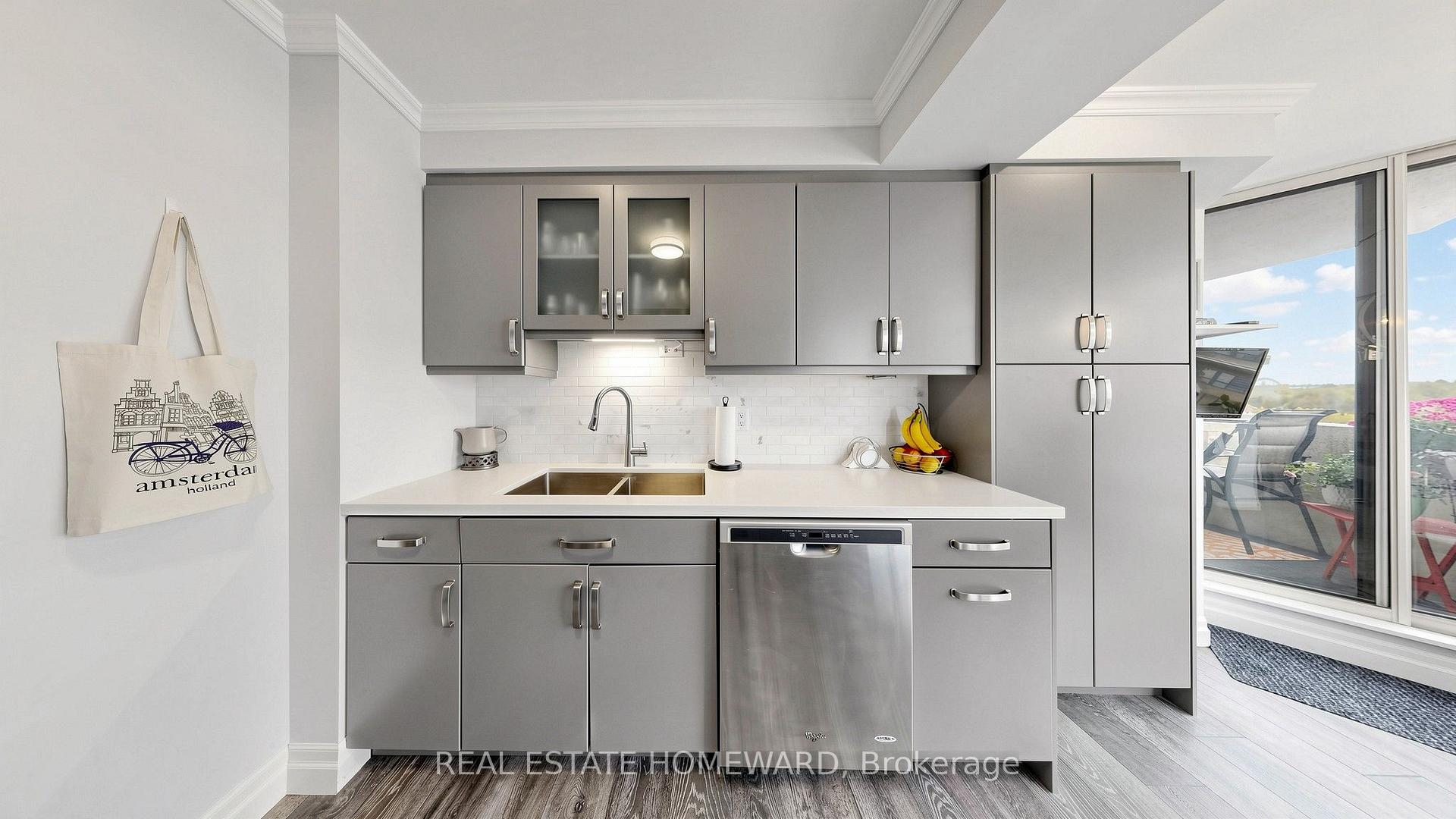 Photo 15 of Unit 604, 55 Austin Drive, Markham, Markville — HOMEH