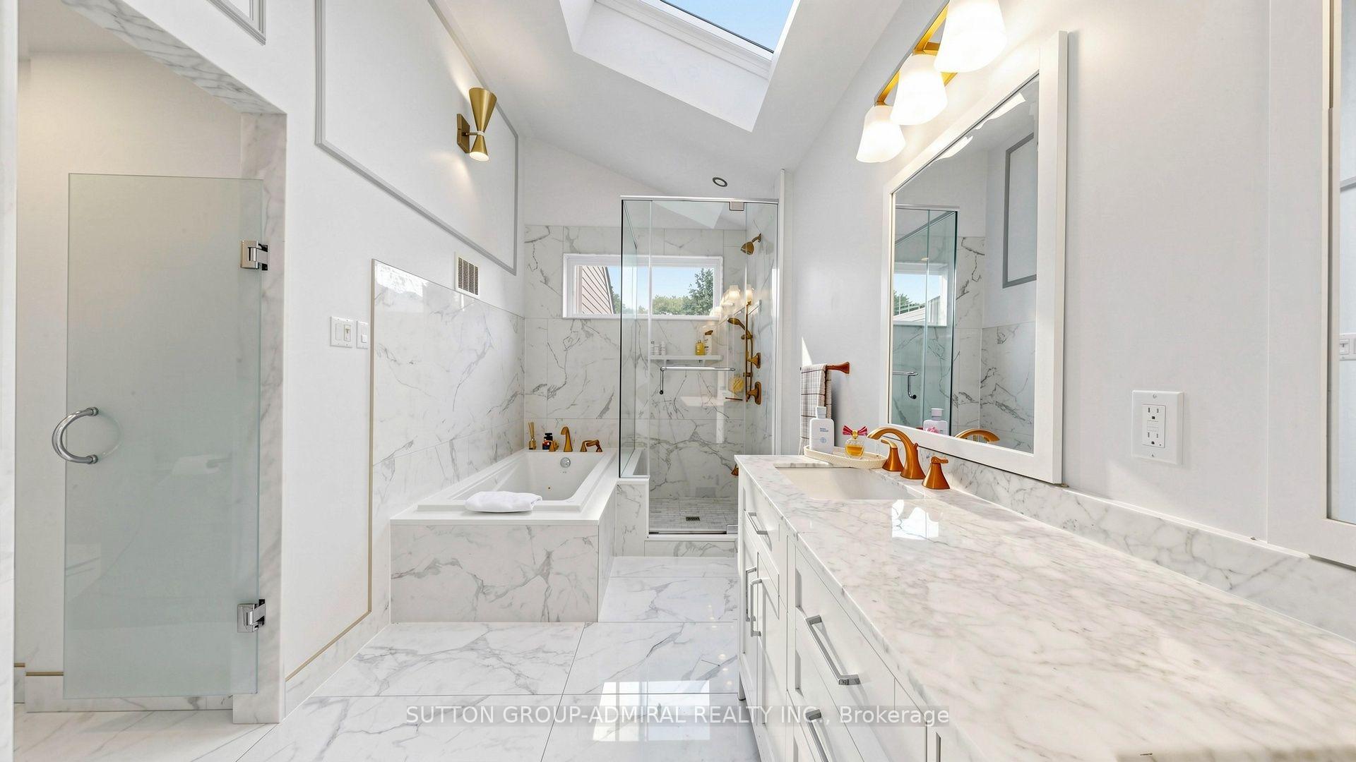 Photo 21 of 12 Saunders Lane, Markham, Aileen-Willowbrook — HOMEH