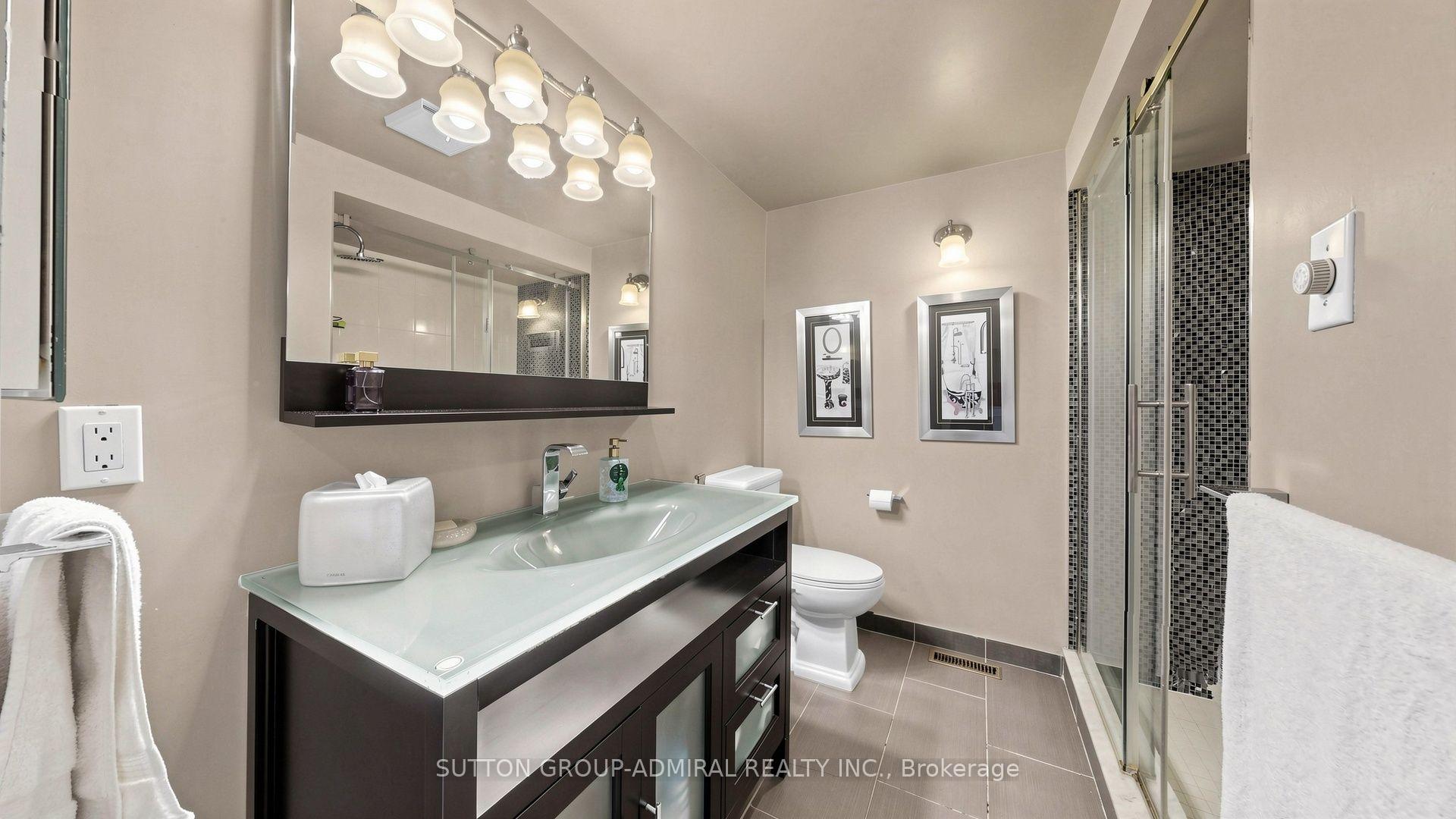 Photo 24 of 12 Saunders Lane, Markham, Aileen-Willowbrook — HOMEH