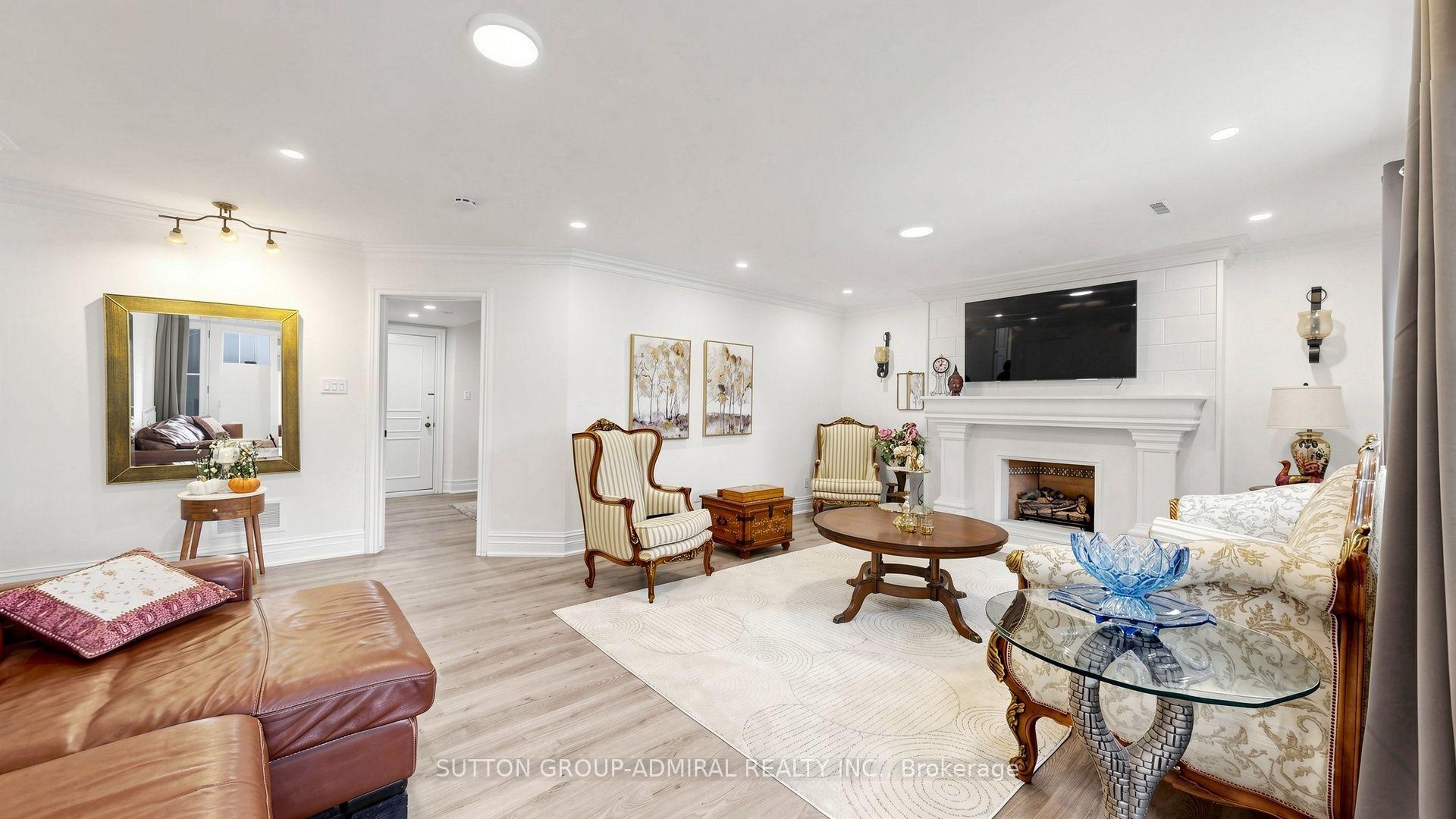 Photo 25 of 12 Saunders Lane, Markham, Aileen-Willowbrook — HOMEH