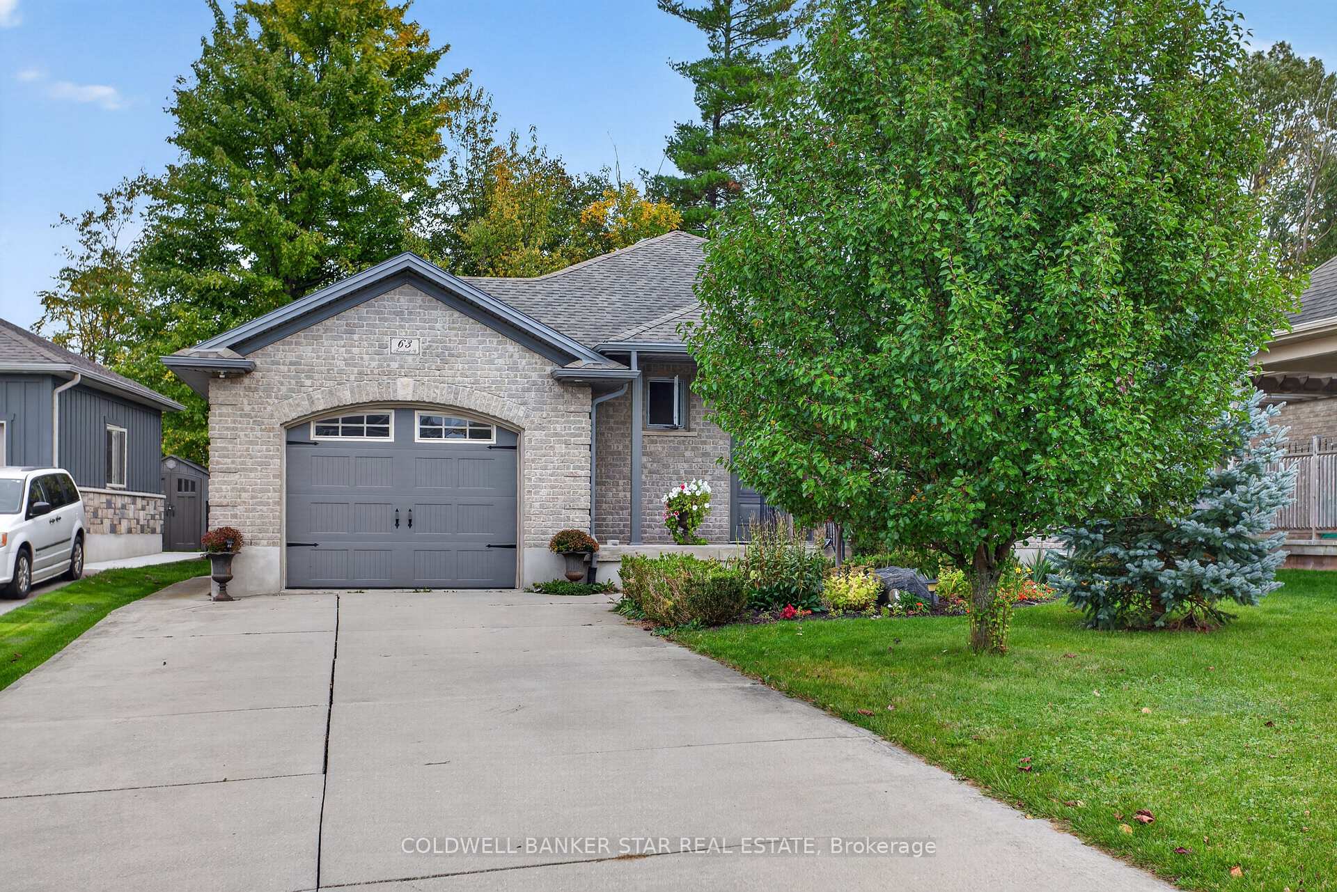 Photo 2 of 63 Treadwell Street, Aylmer — HOMEH