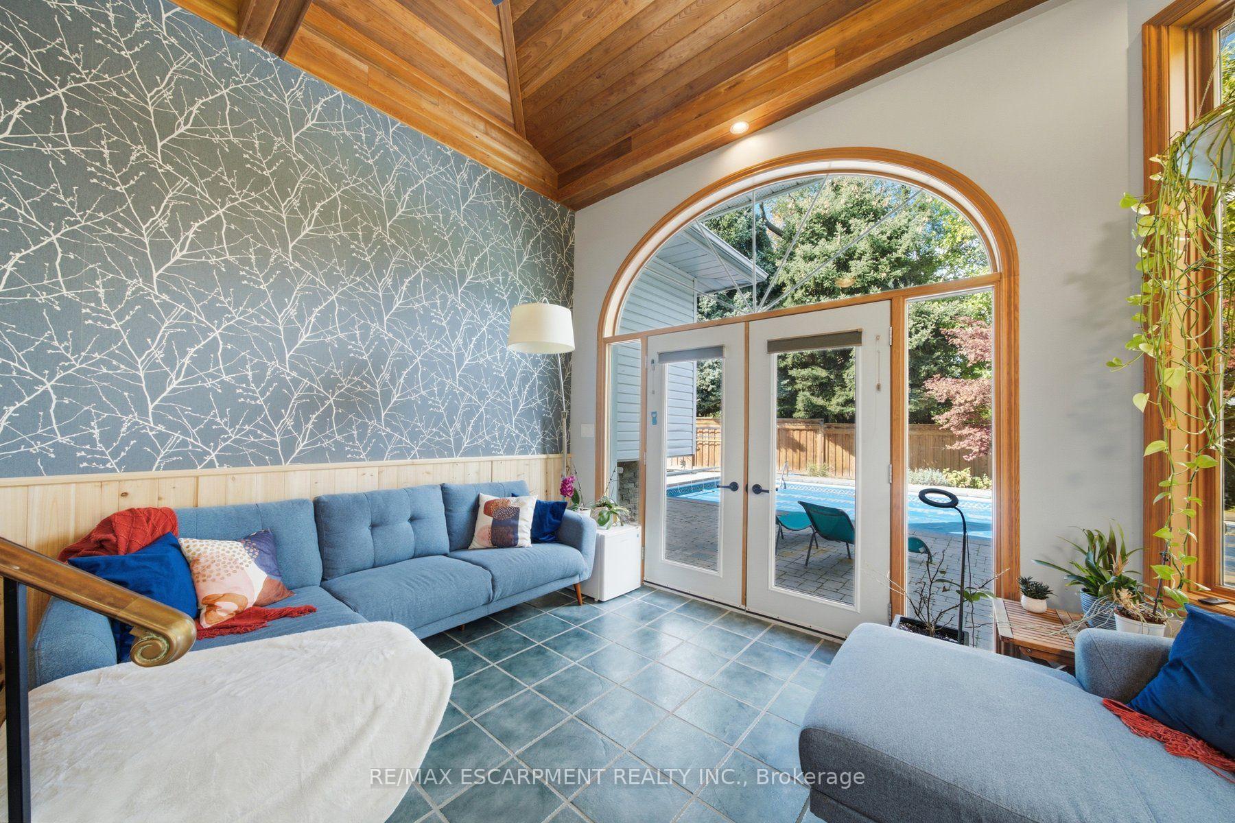 Photo 21 of 16 Redwood Court, Hamilton, Stoney Creek — HOMEH