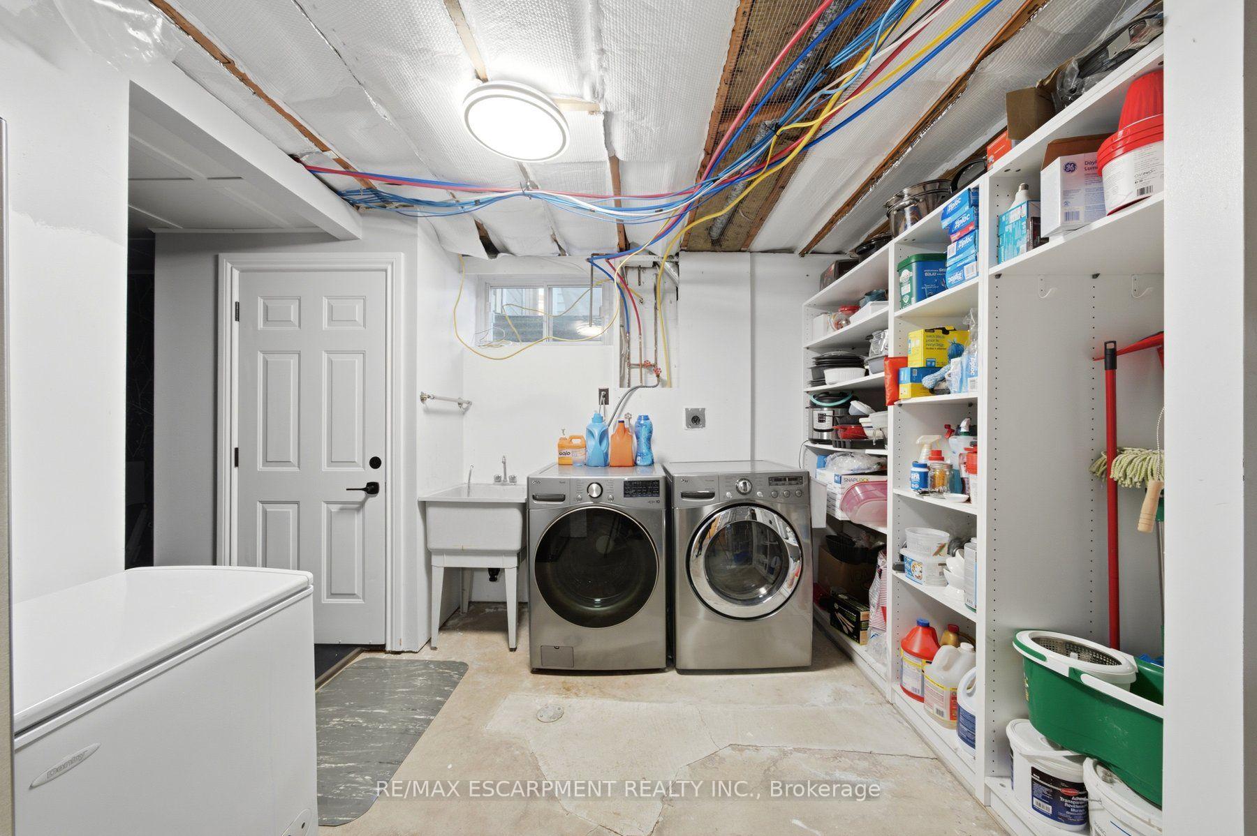 Photo 29 of 16 Redwood Court, Hamilton, Stoney Creek — HOMEH