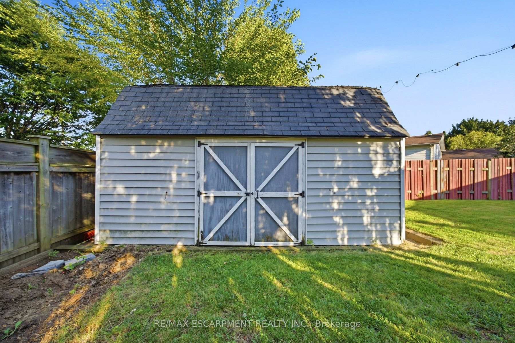 Photo 36 of 16 Redwood Court, Hamilton, Stoney Creek — HOMEH