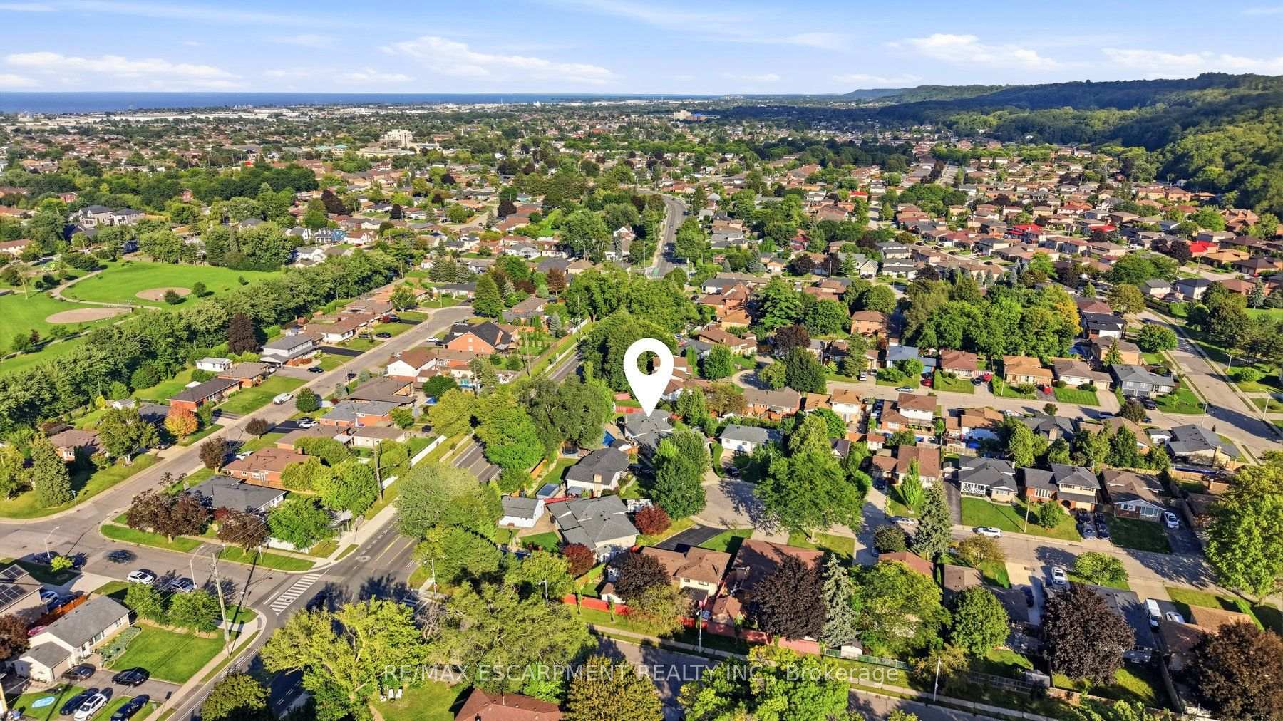 Photo 43 of 16 Redwood Court, Hamilton, Stoney Creek — HOMEH